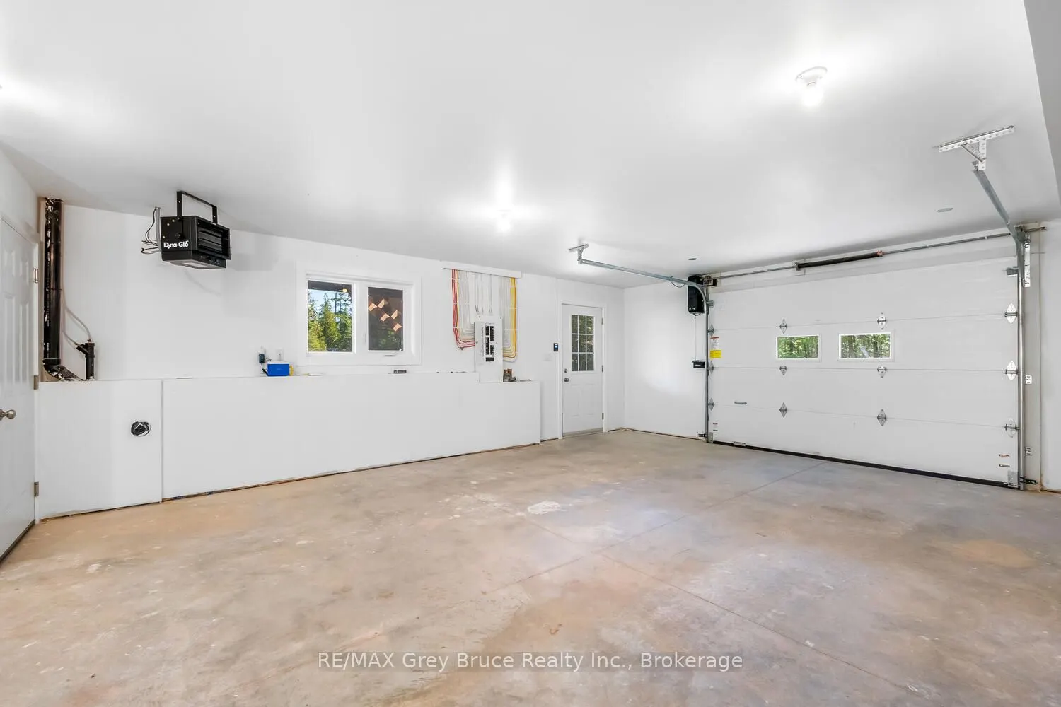 38 Bay Shore Avenue S