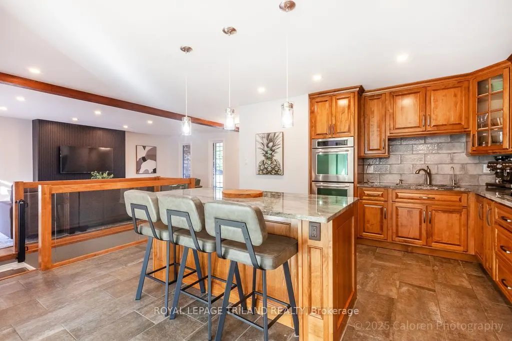 25 MONTEITH Avenue