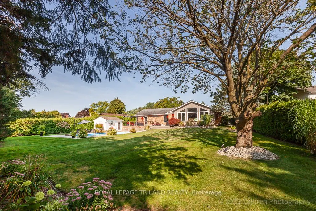 25 MONTEITH Avenue