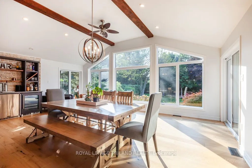 25 MONTEITH Avenue