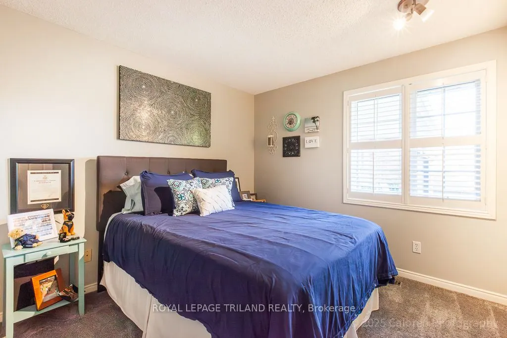 25 MONTEITH Avenue