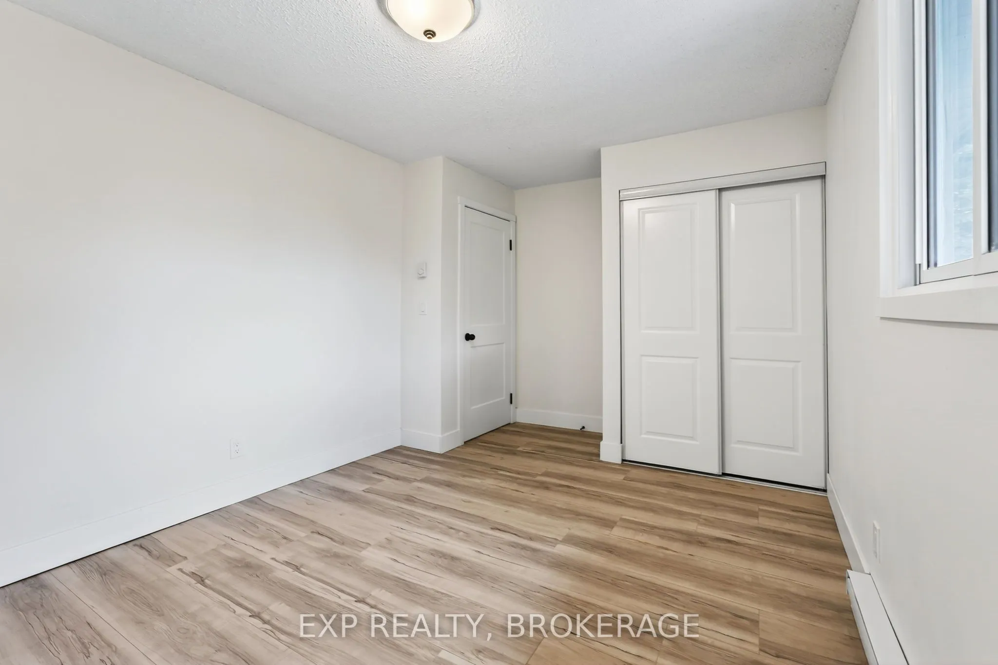 834 CEDARWOOD Drive