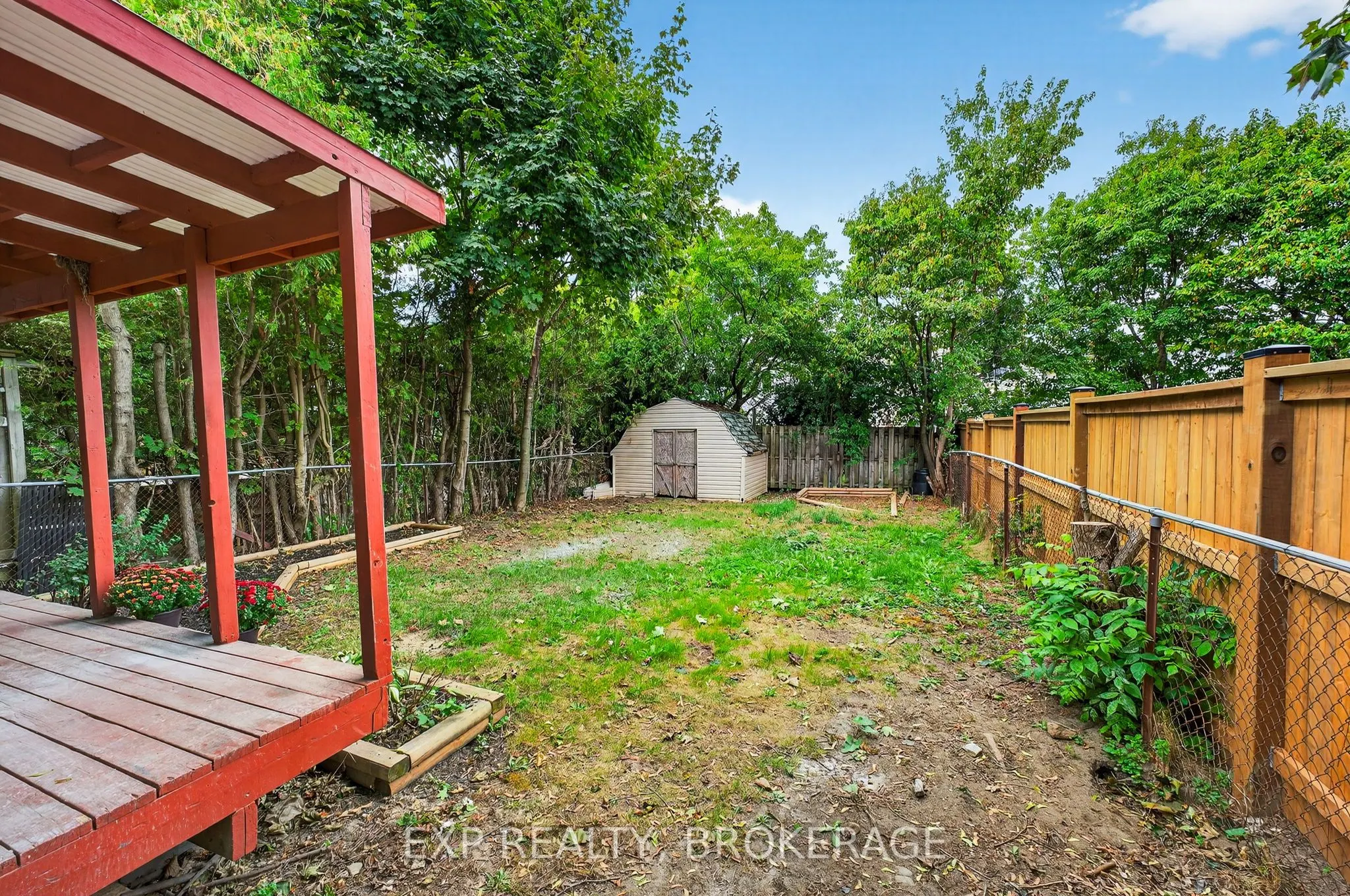 834 CEDARWOOD Drive