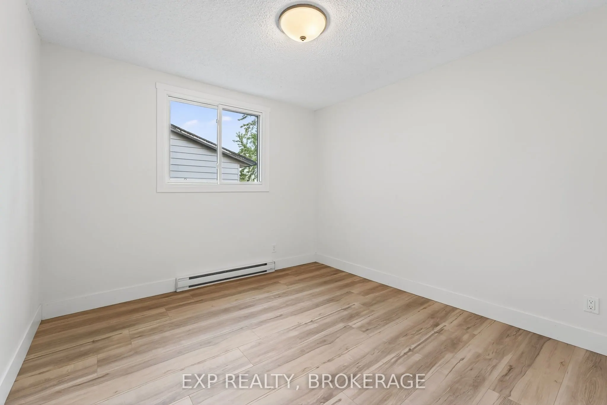 834 CEDARWOOD Drive
