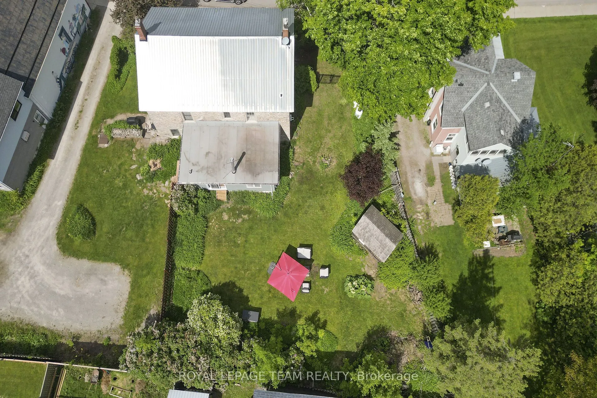 6 Spencer Street S
