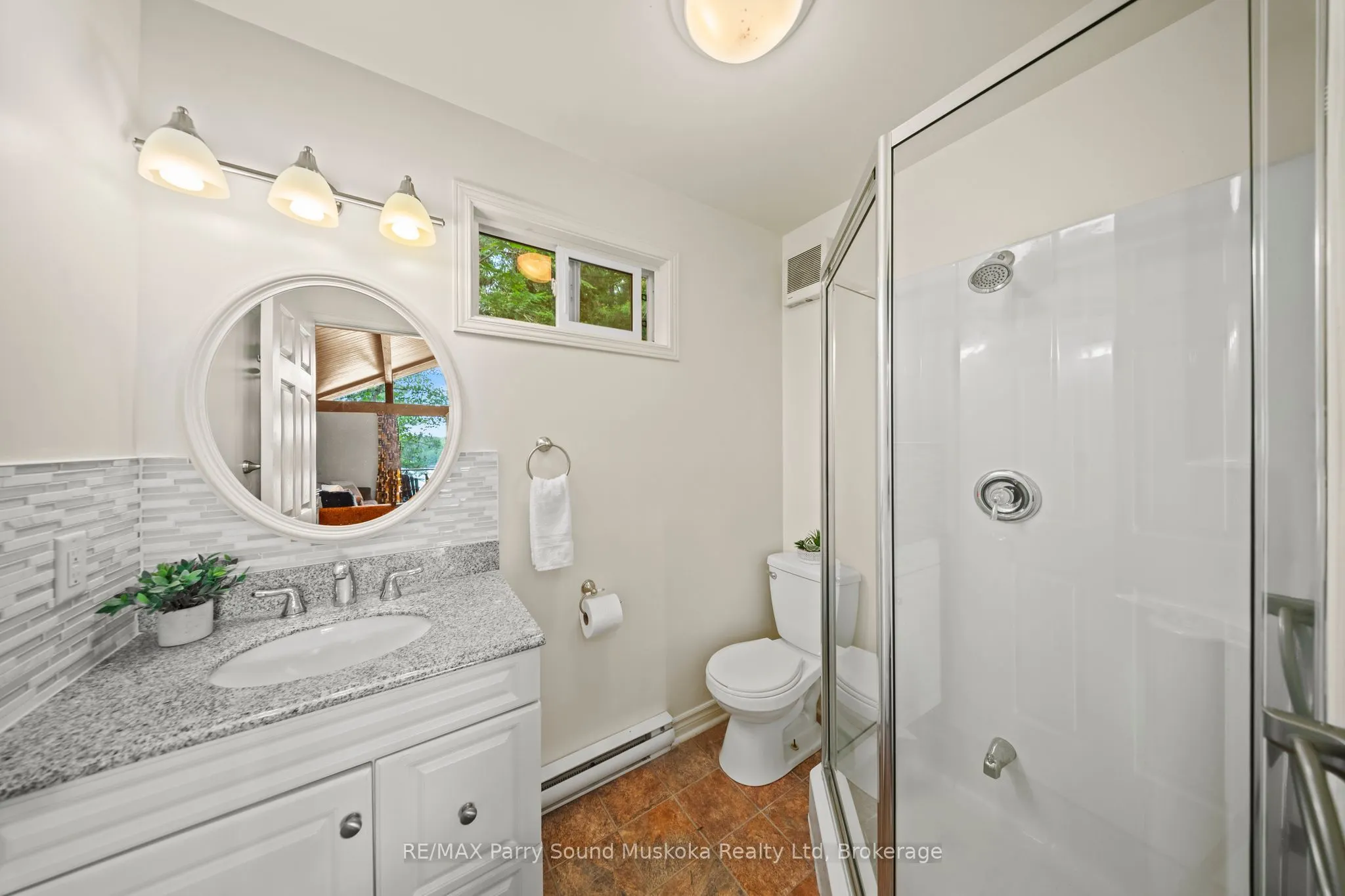 574B Laing Road
