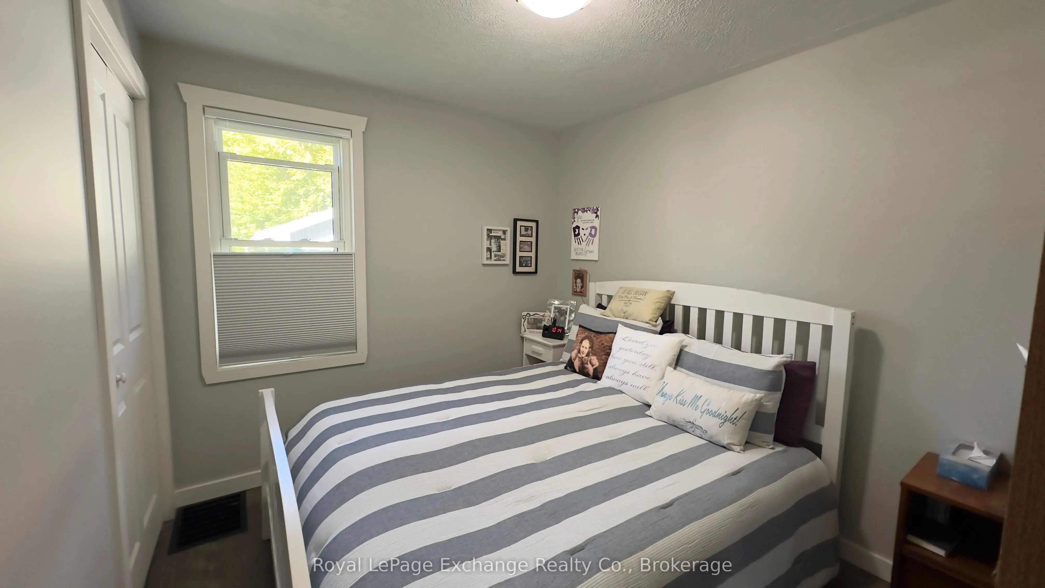 127 Yonge Street S