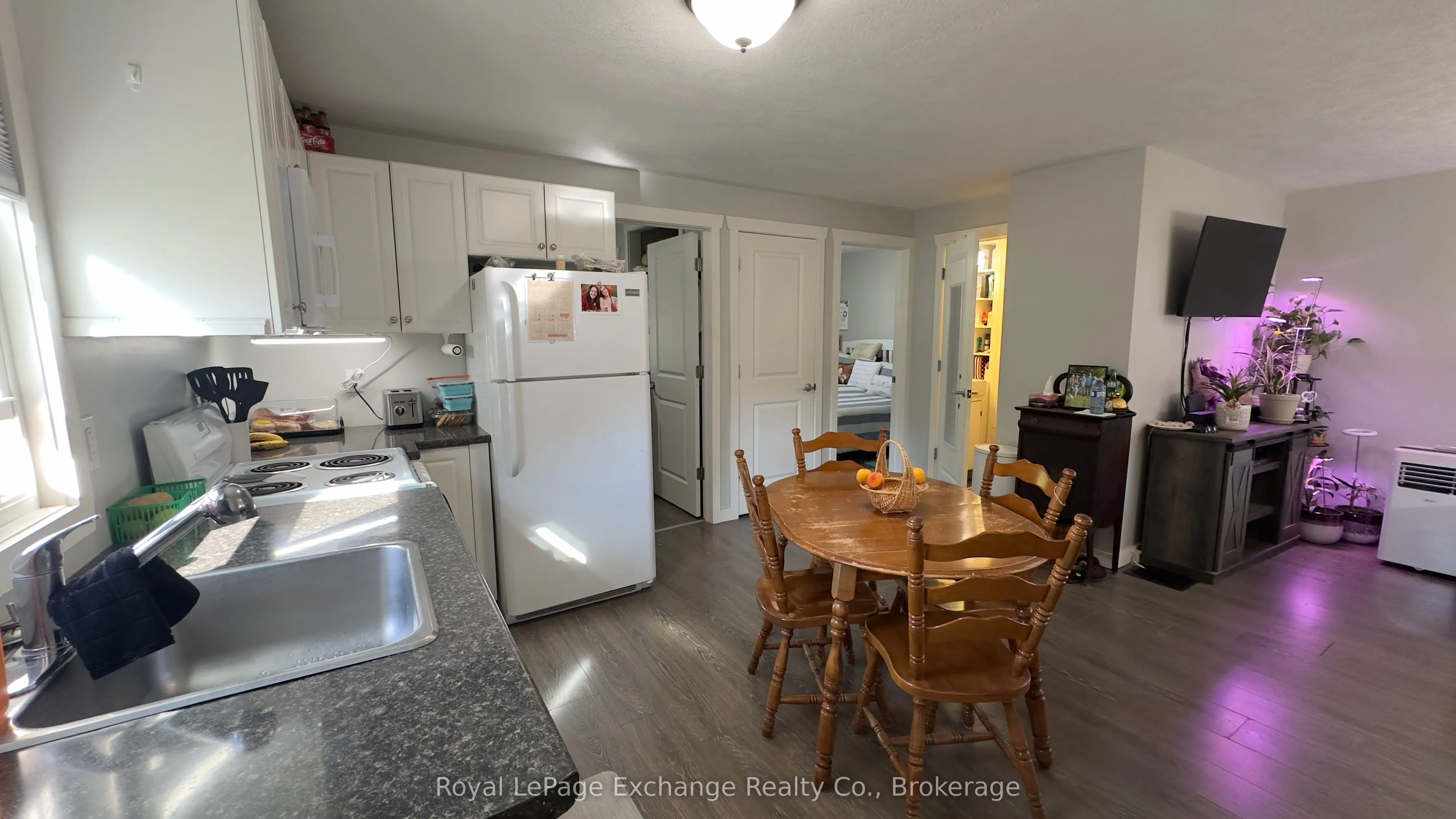 127 Yonge Street S