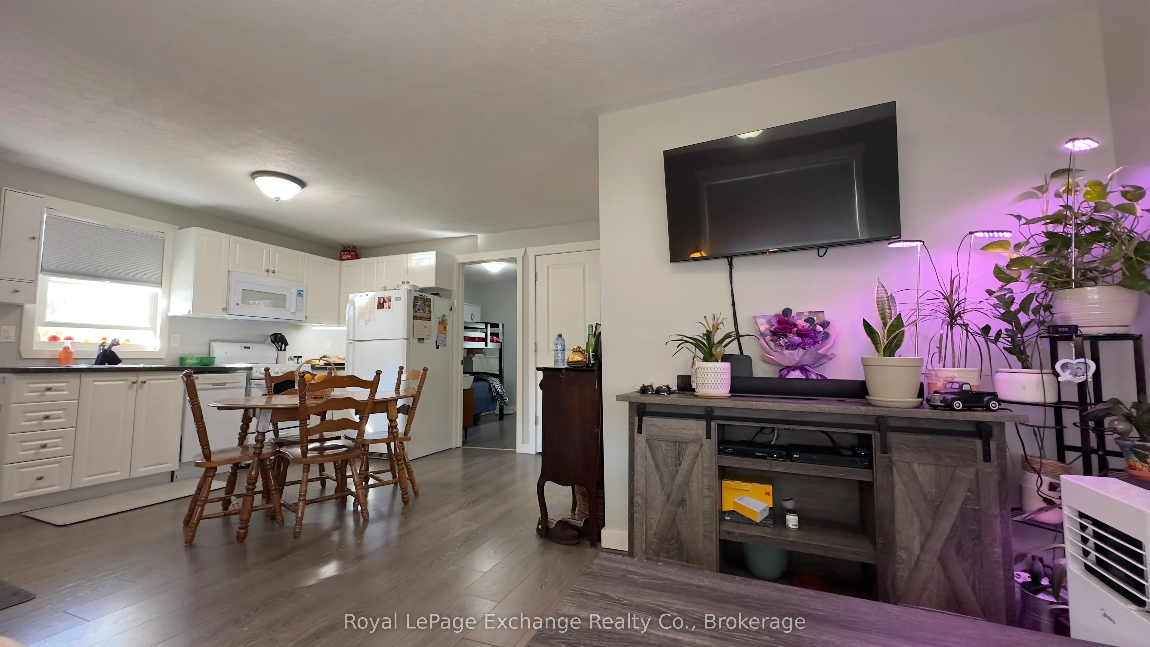 127 Yonge Street S