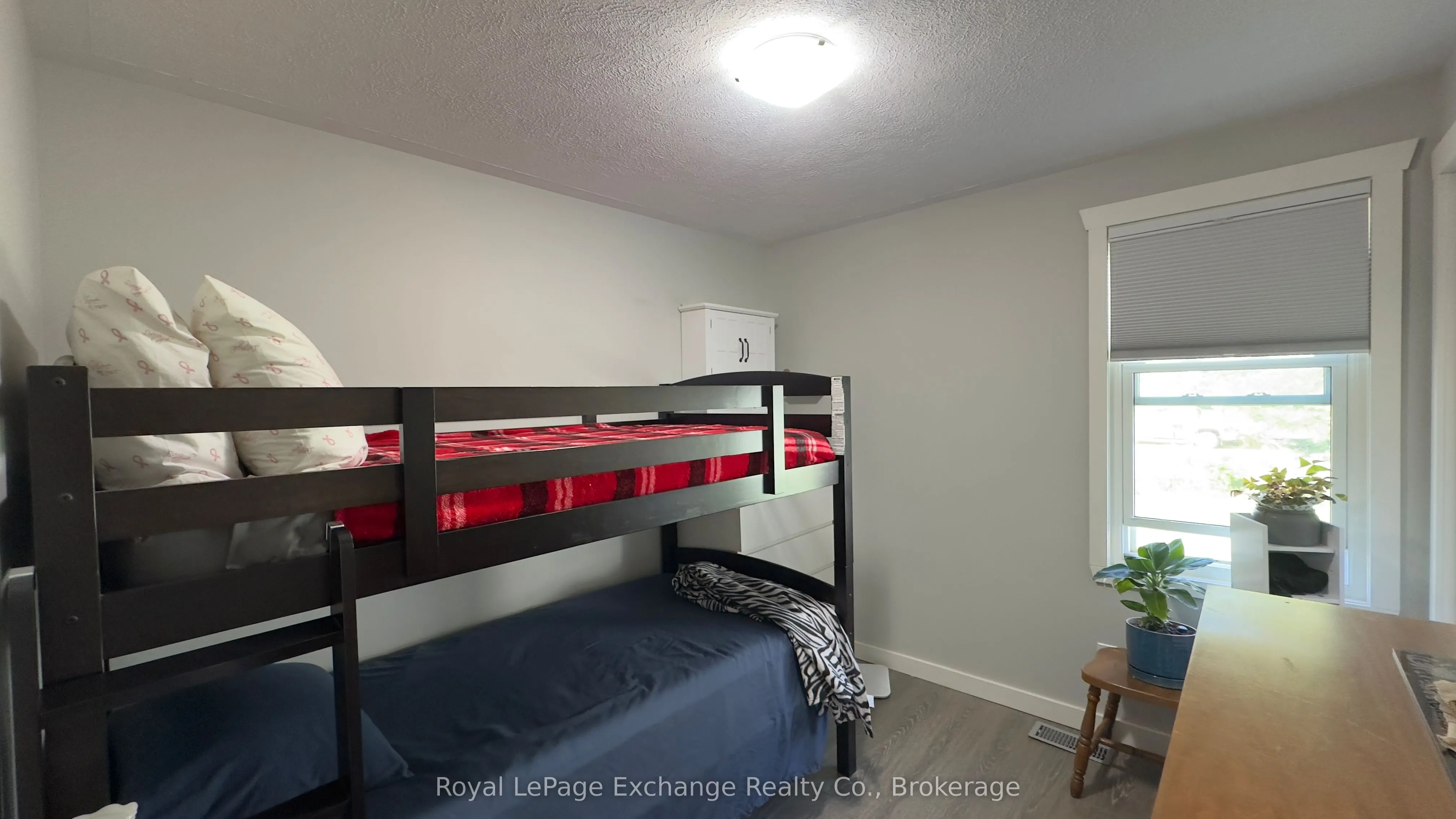 127 Yonge Street S