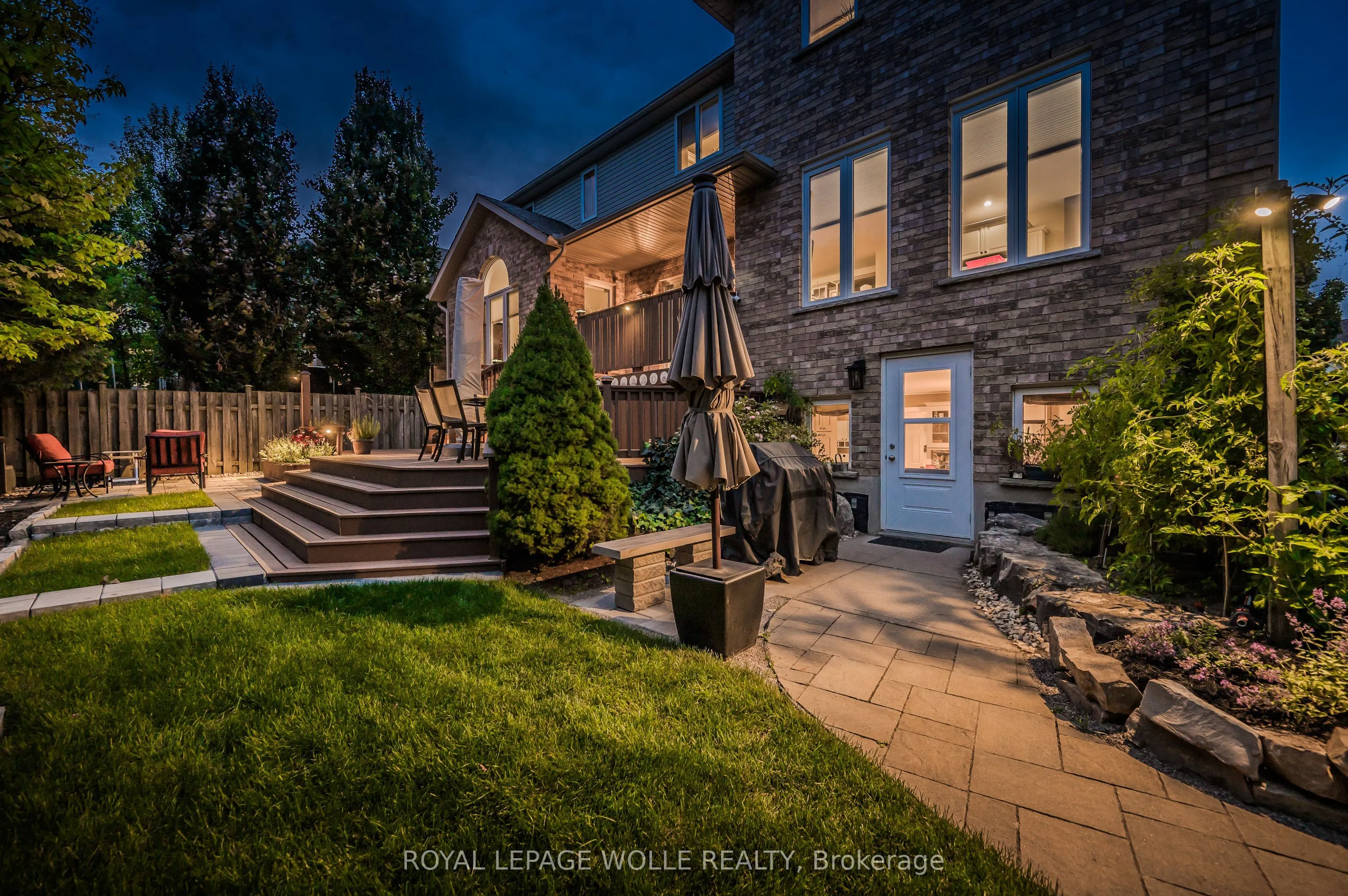 867 Creekside Drive