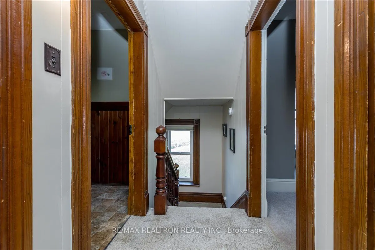 236787 13 Grey Road