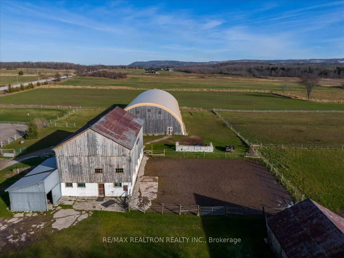 236787 13 Grey Road
