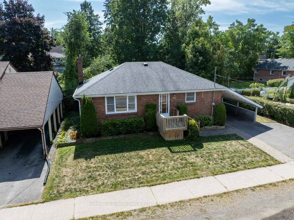 11 Porter Avenue
