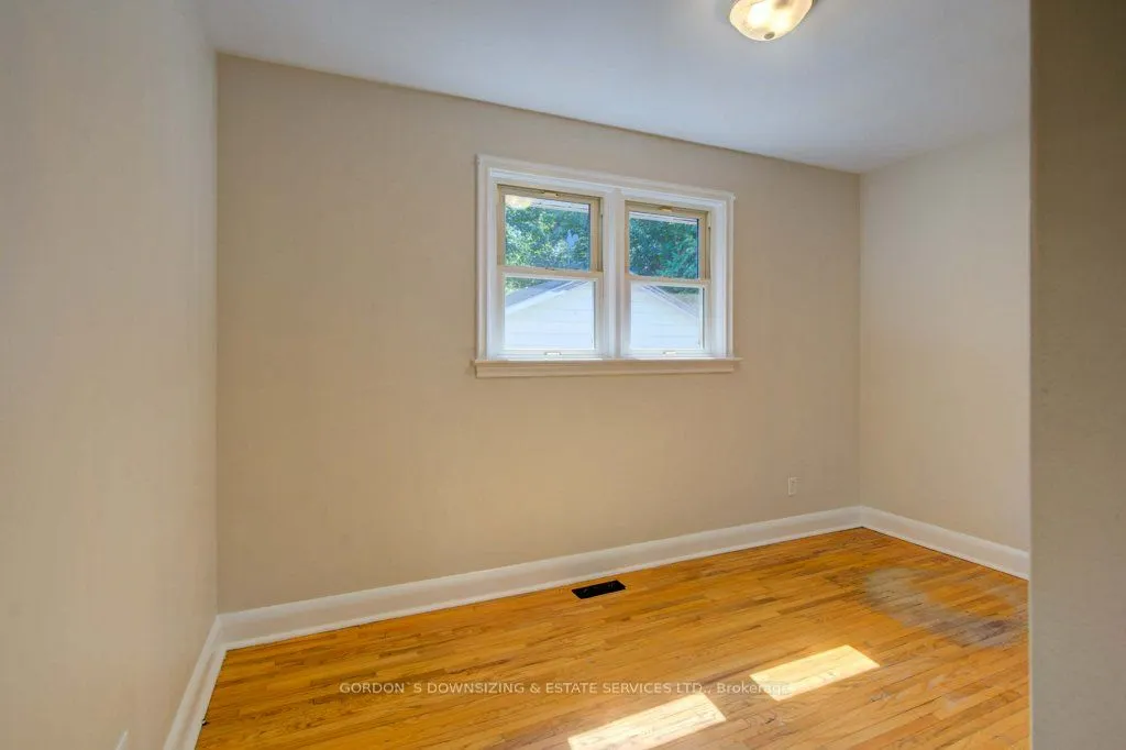 11 Porter Avenue