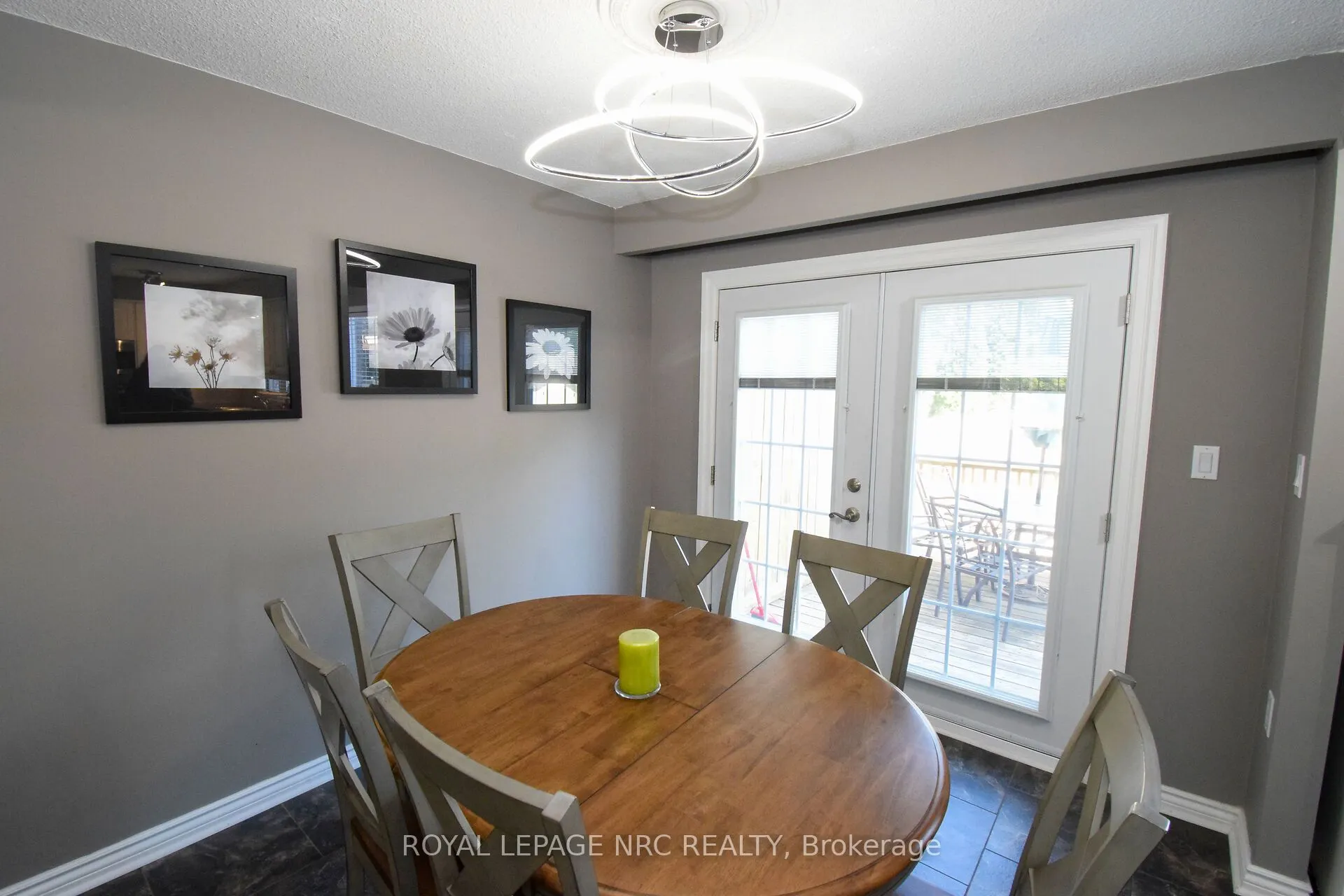23 GREYSTONE Crescent