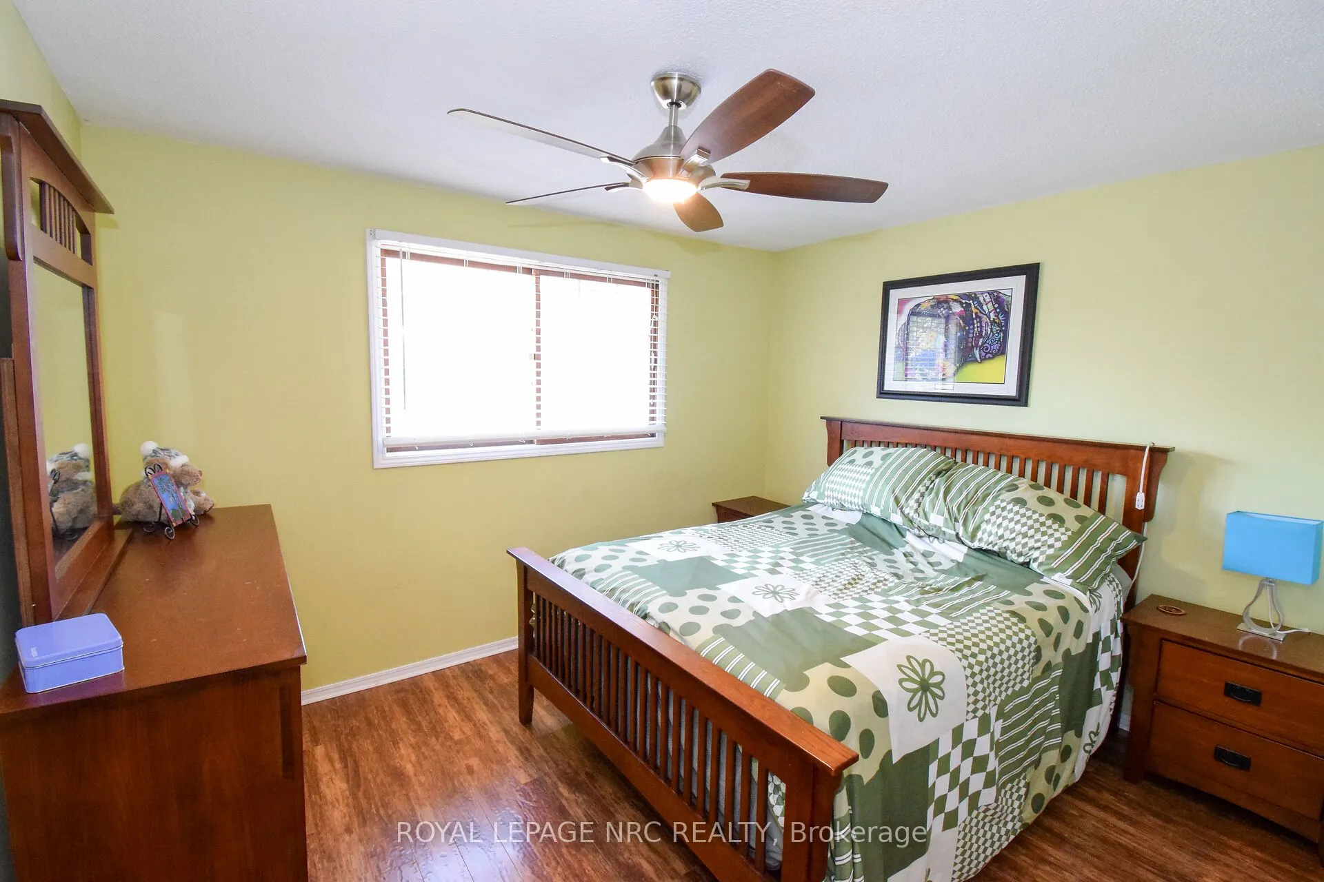 23 GREYSTONE Crescent