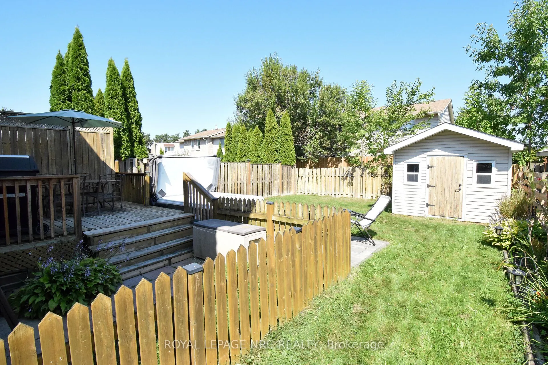 23 GREYSTONE Crescent