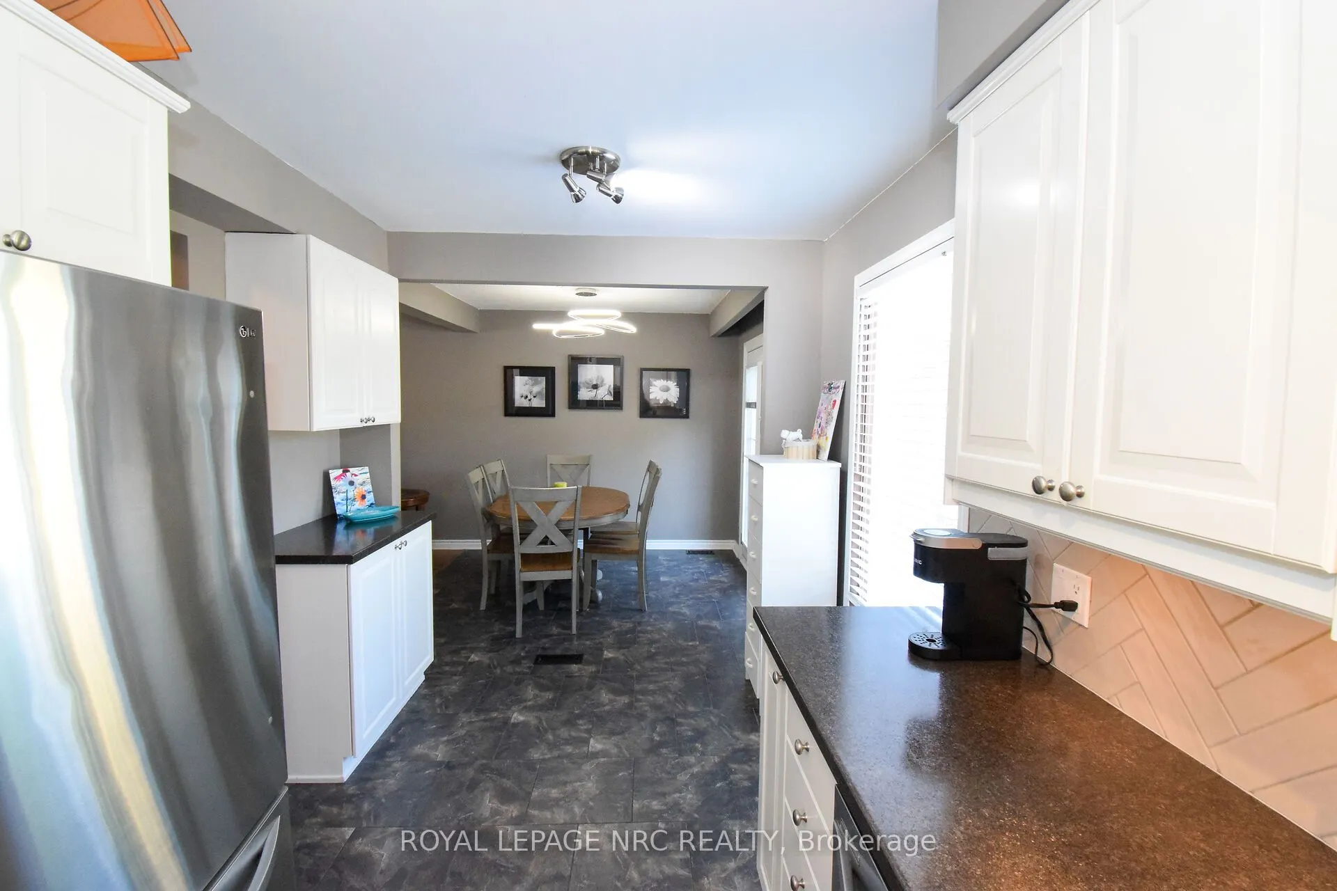 23 GREYSTONE Crescent