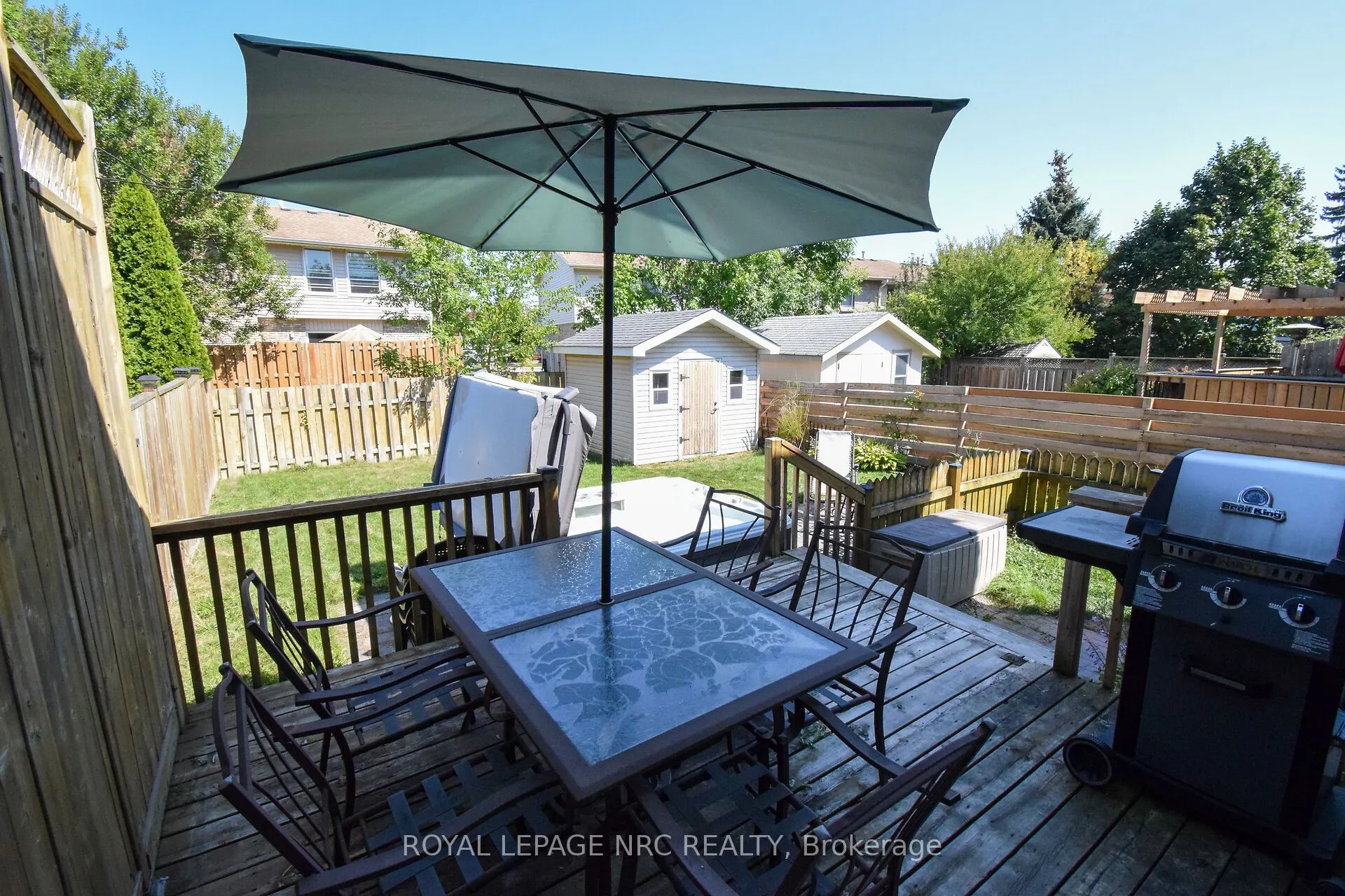 23 GREYSTONE Crescent