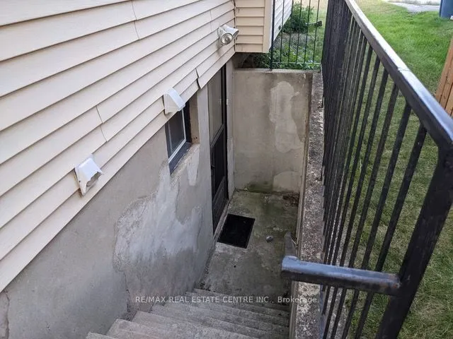 55 Youngman Drive, #Unit B