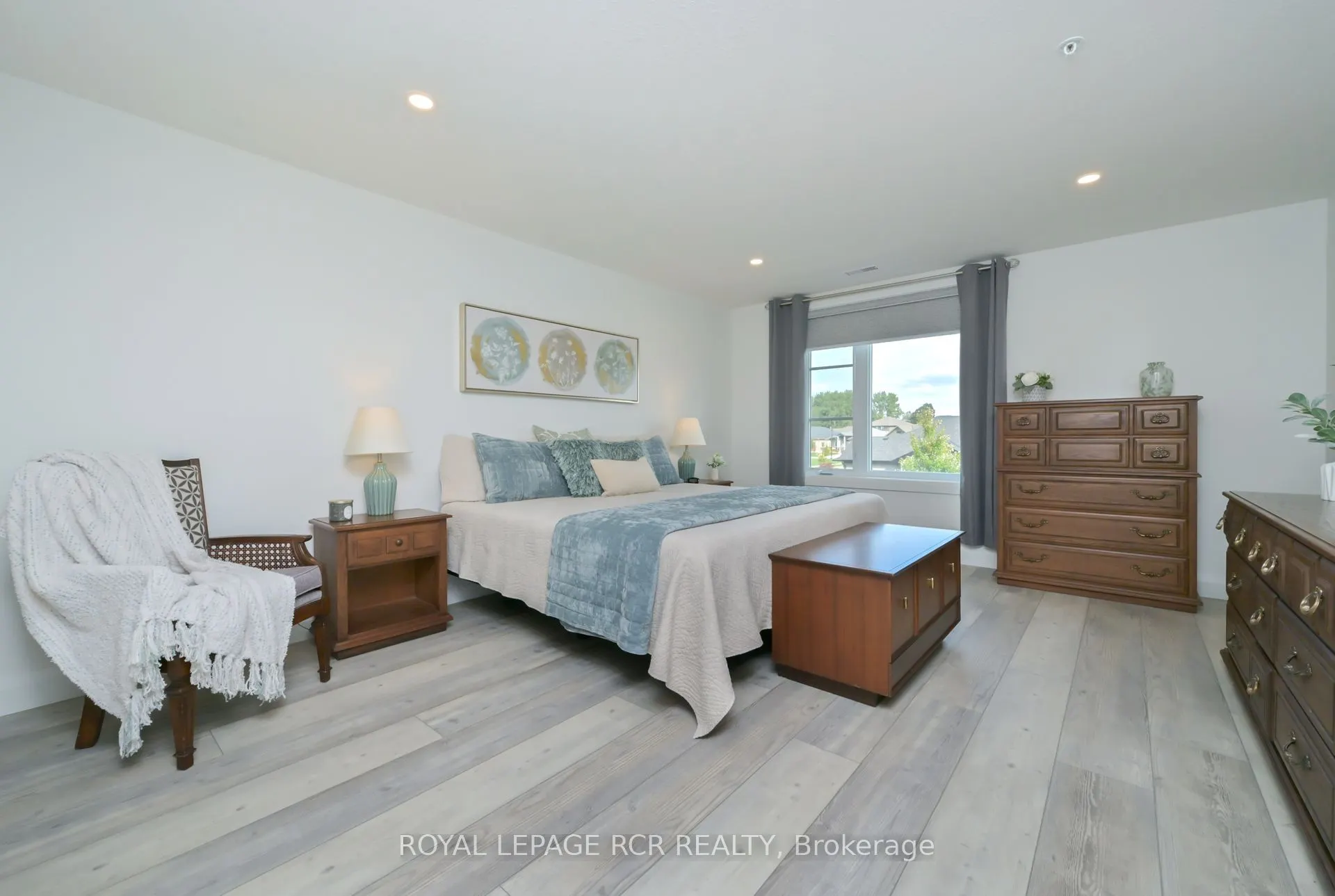 99B Farley Road, #204