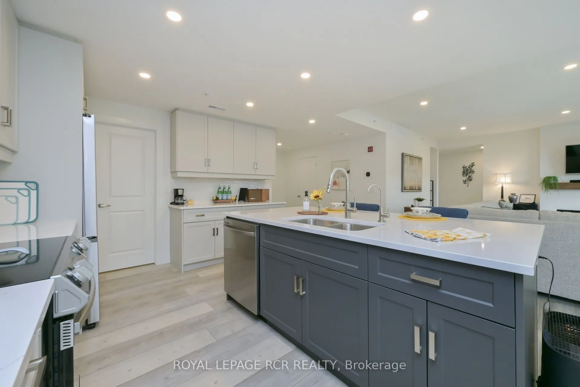 99B Farley Road, #204