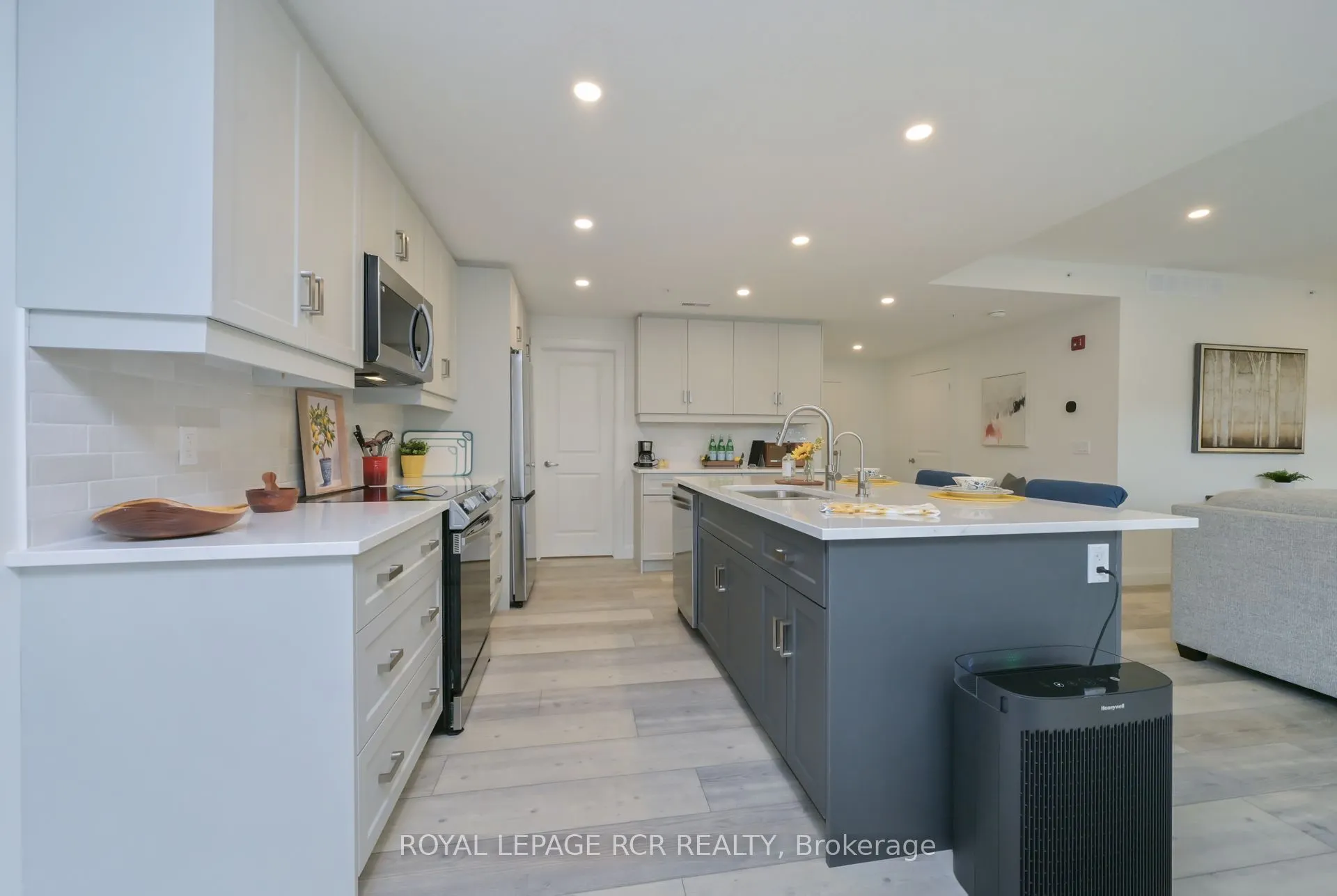 99B Farley Road, #204