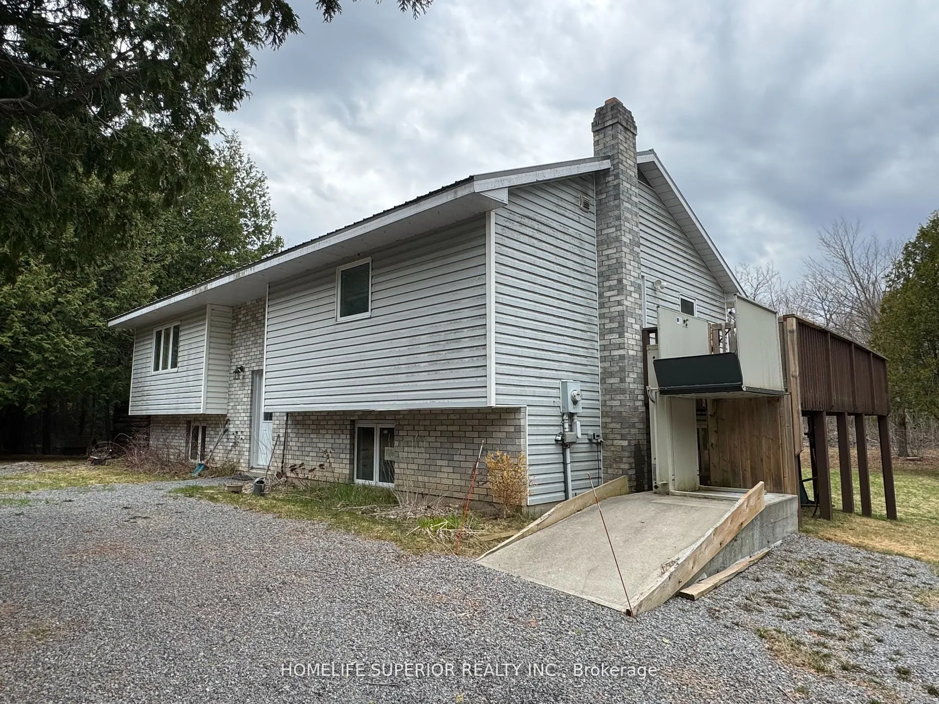 985 Twiddy Road