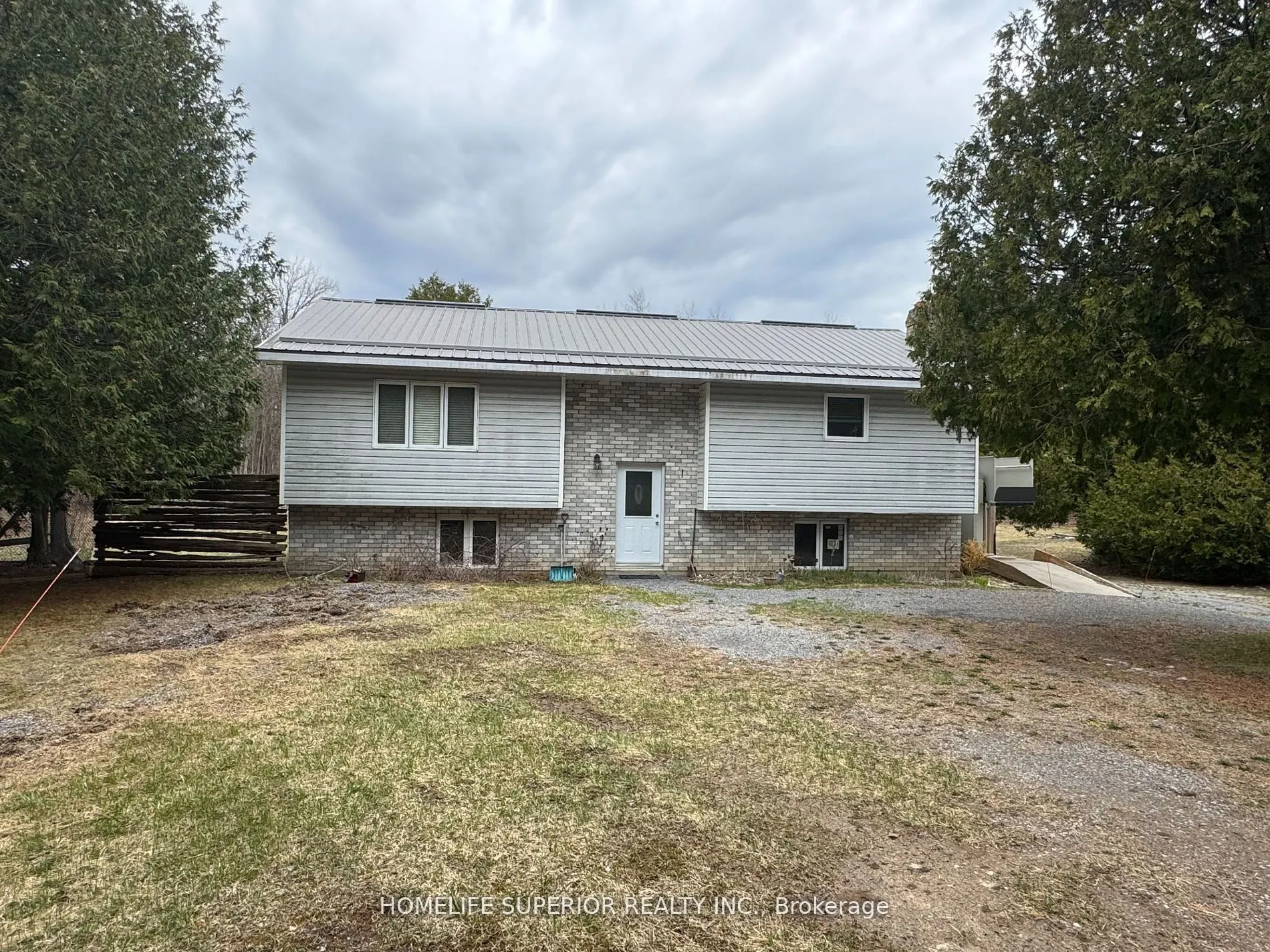 985 Twiddy Road
