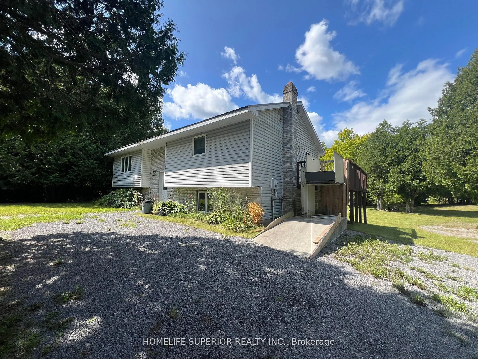 985 Twiddy Road