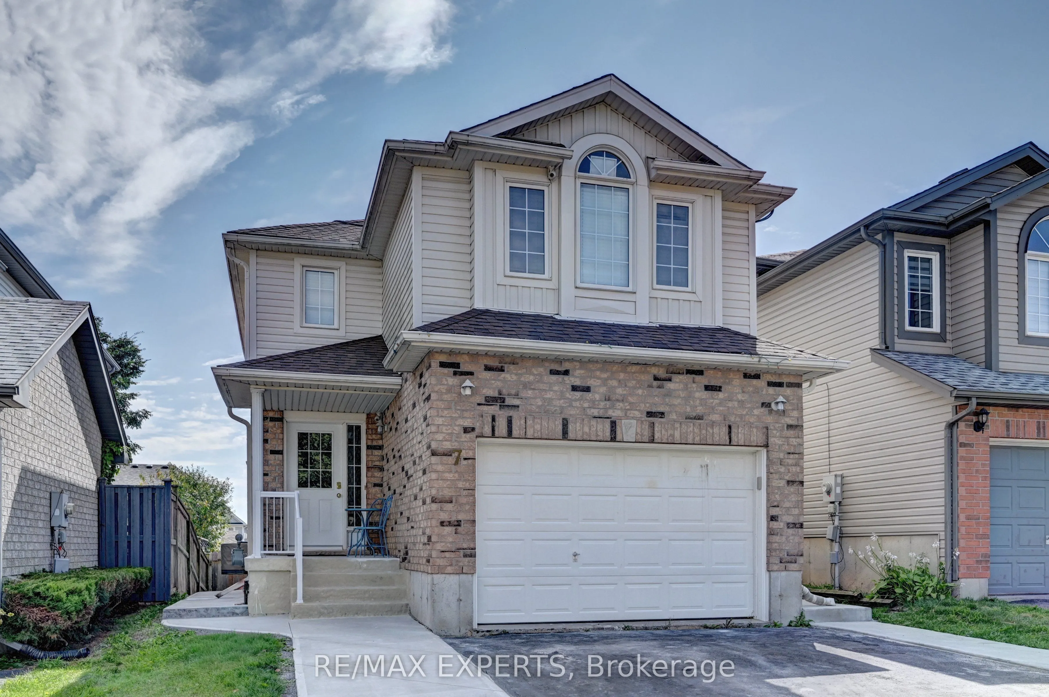 7 Henhoeffer Crescent
