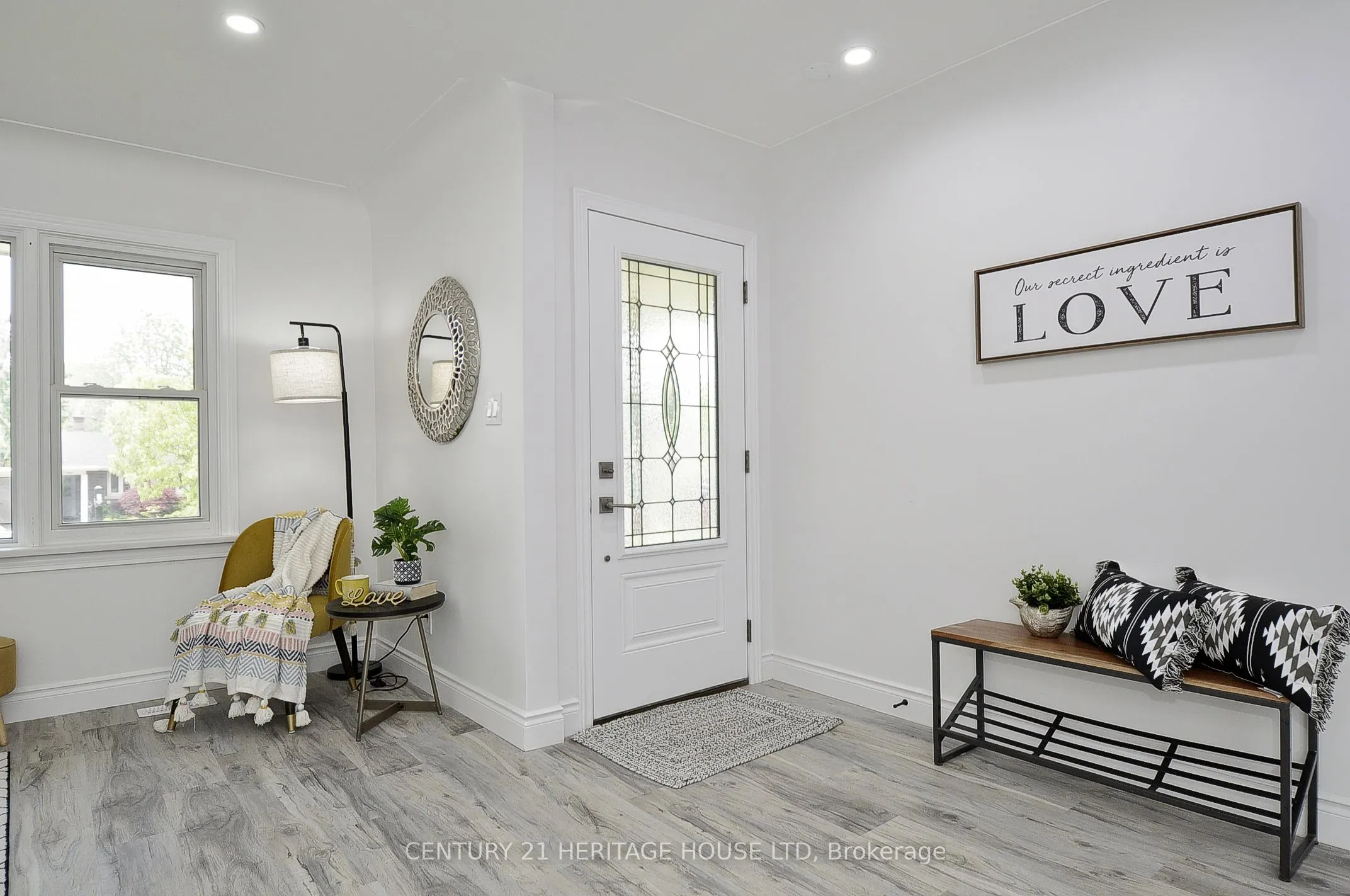 1083 Rose Street