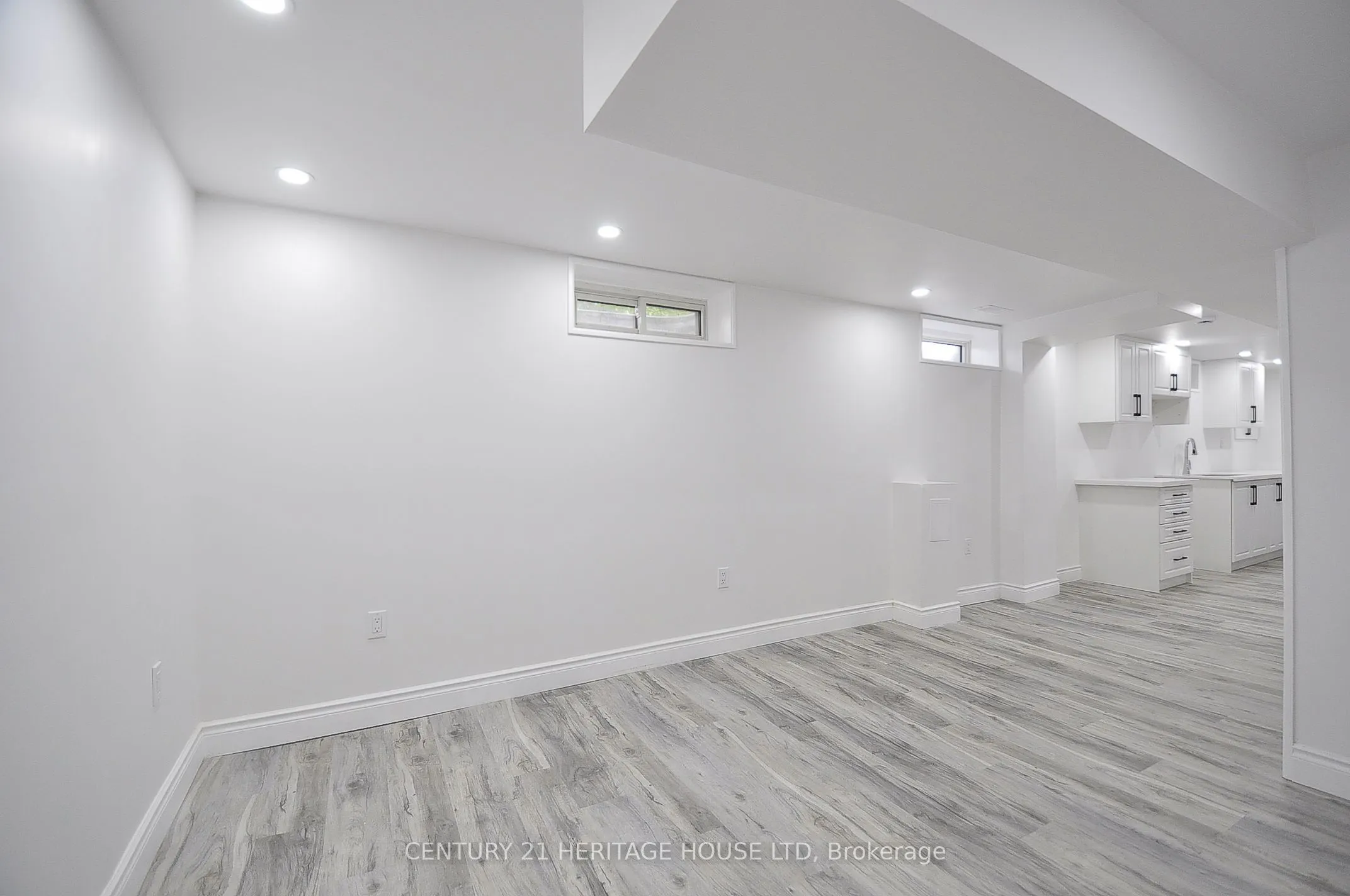 1083 Rose Street