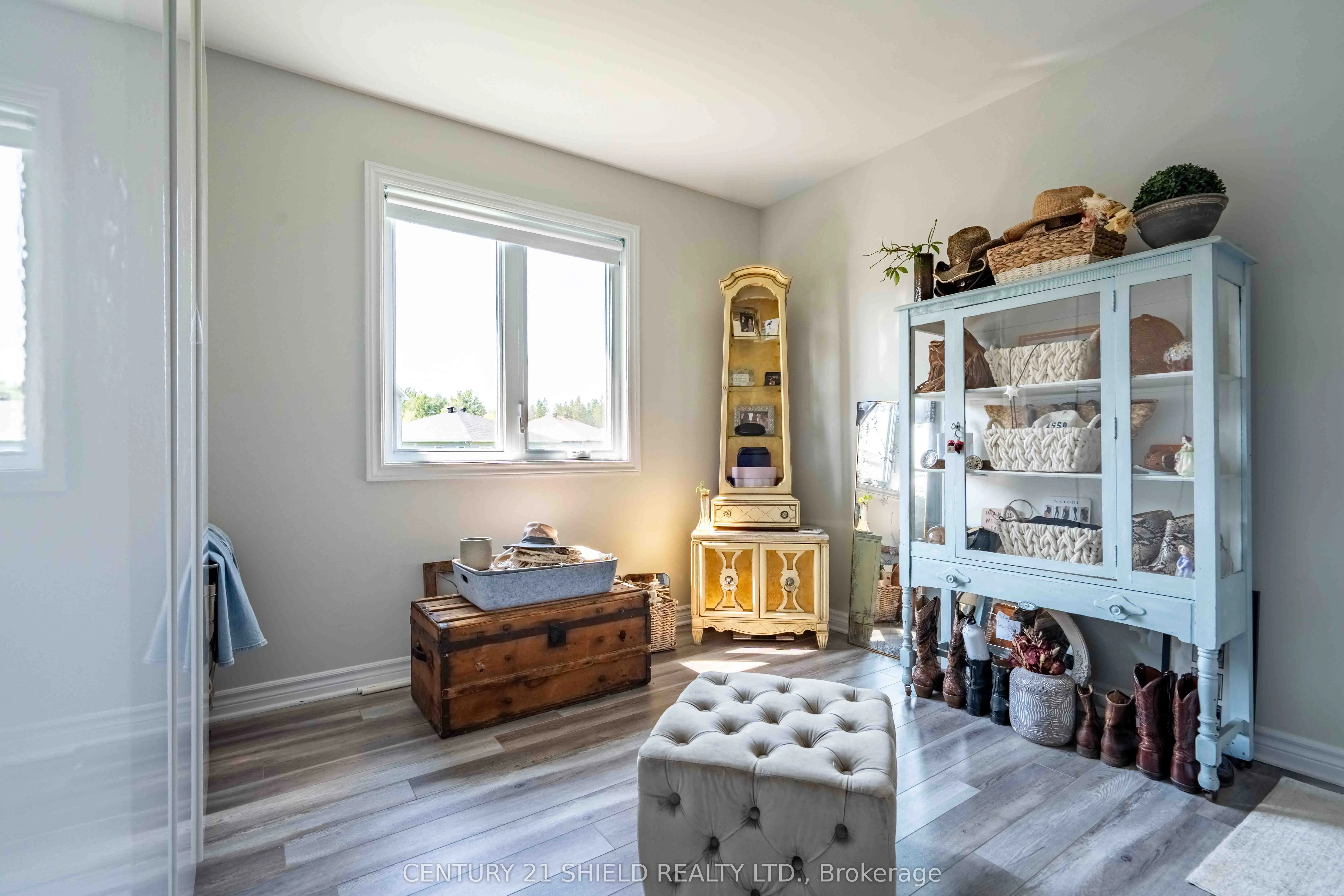 1108 Nicolas Crescent