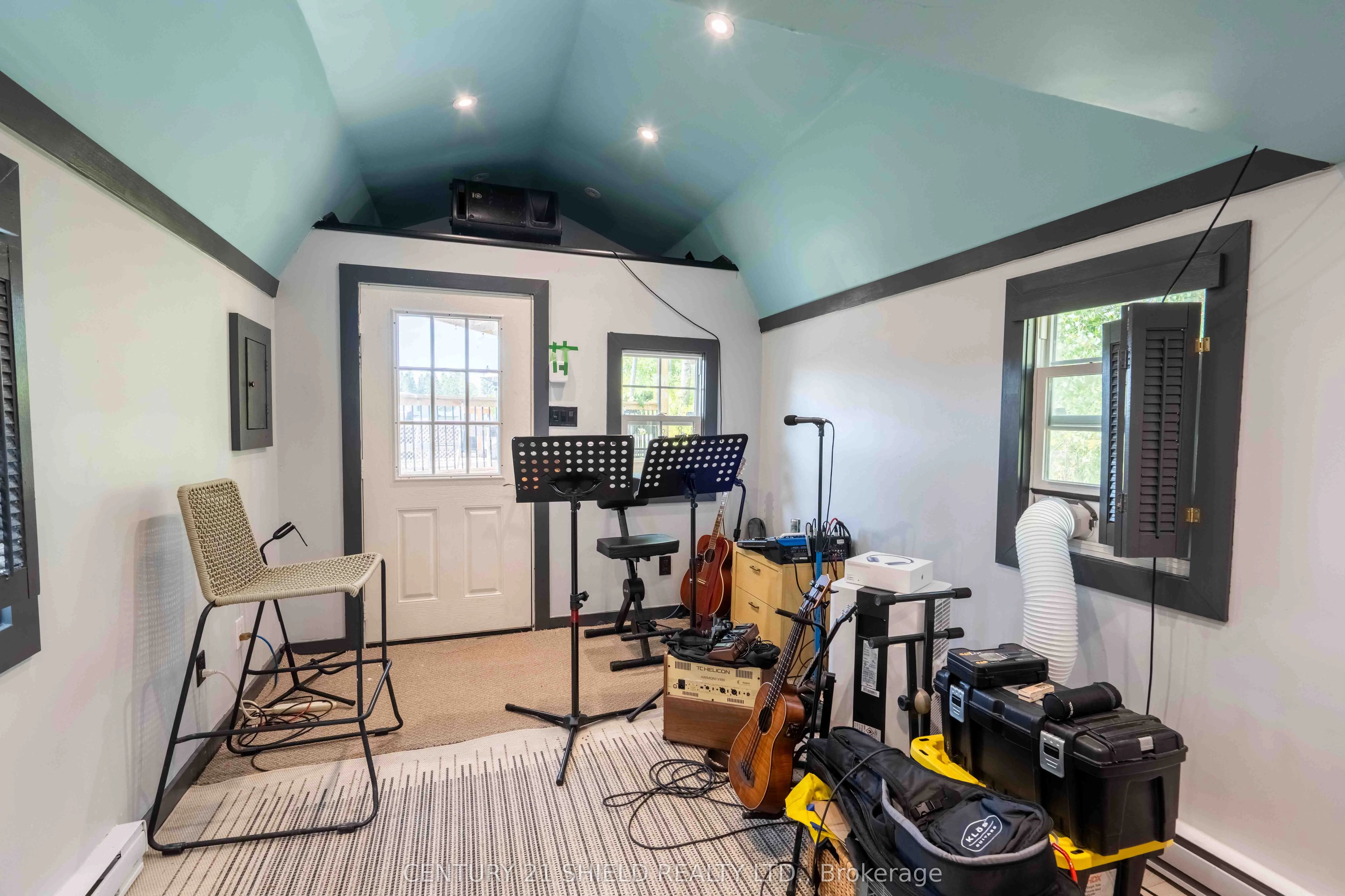 1108 Nicolas Crescent