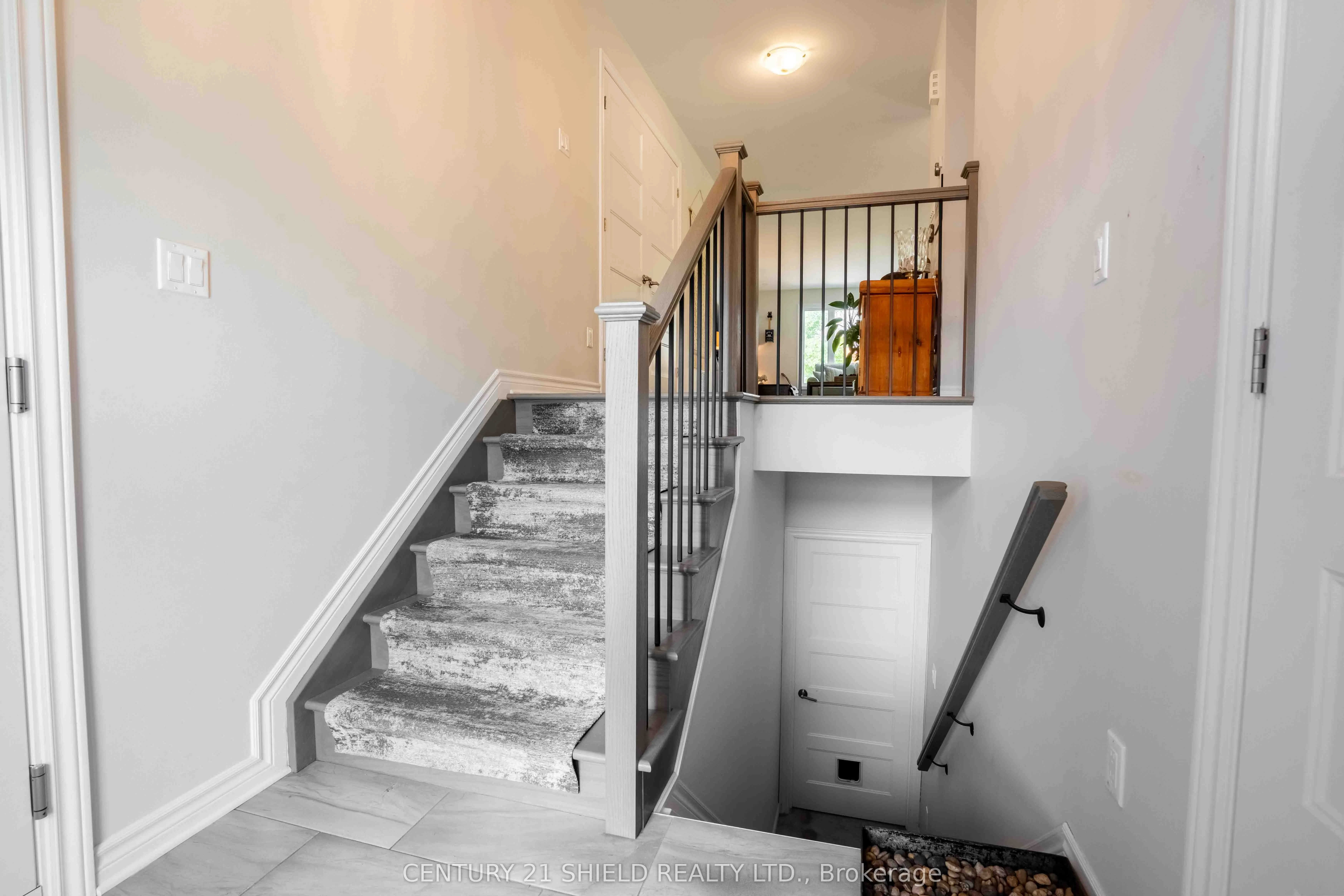1108 Nicolas Crescent