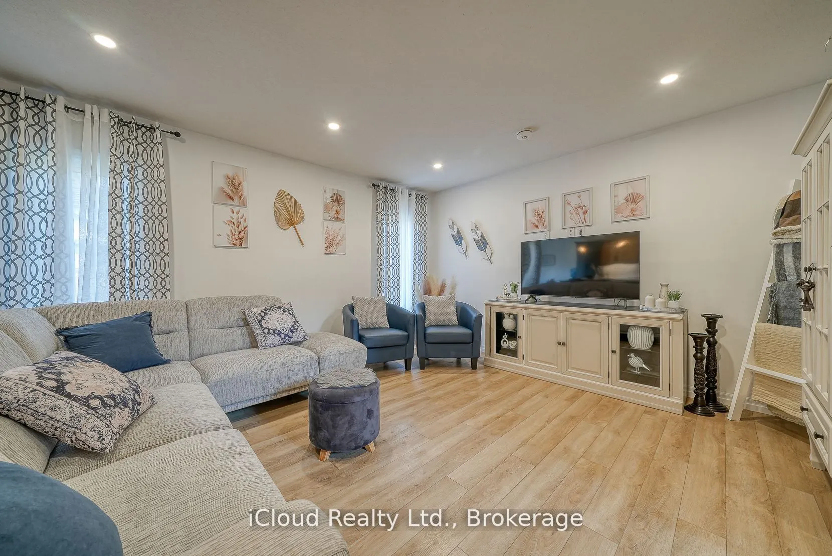 15 Curren Crescent