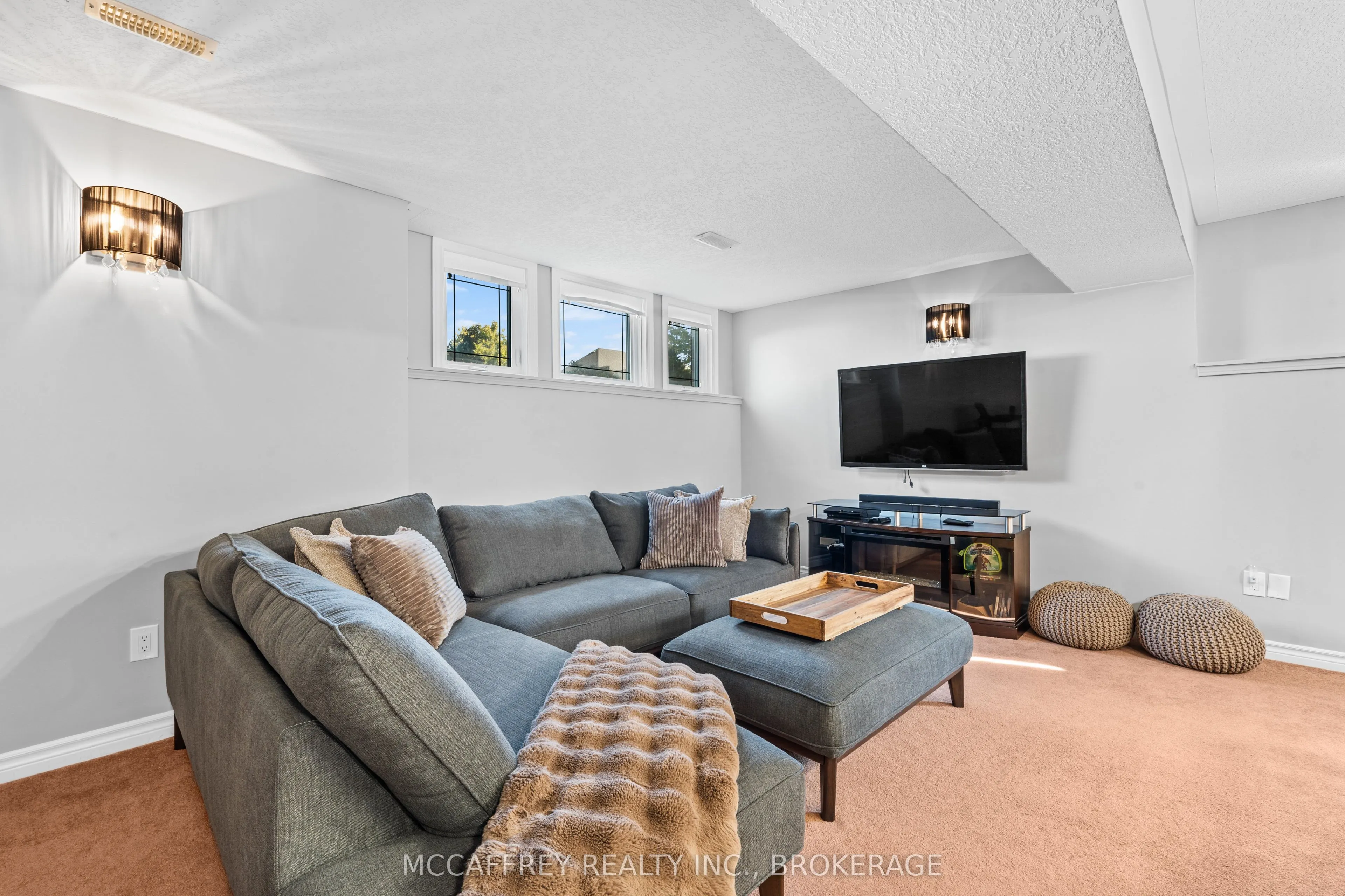 1463 Apollo Terrace