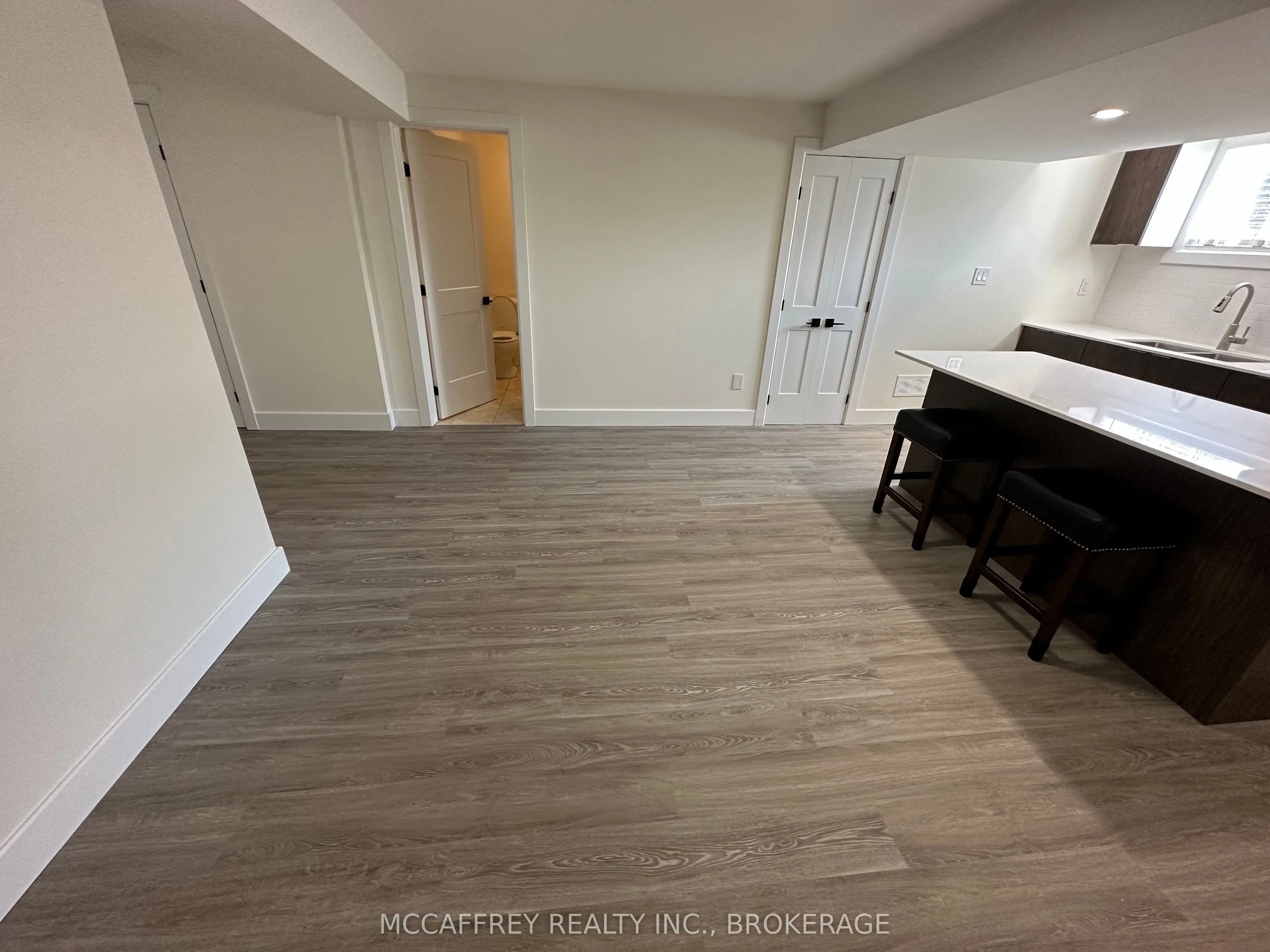 1463 Apollo Terrace