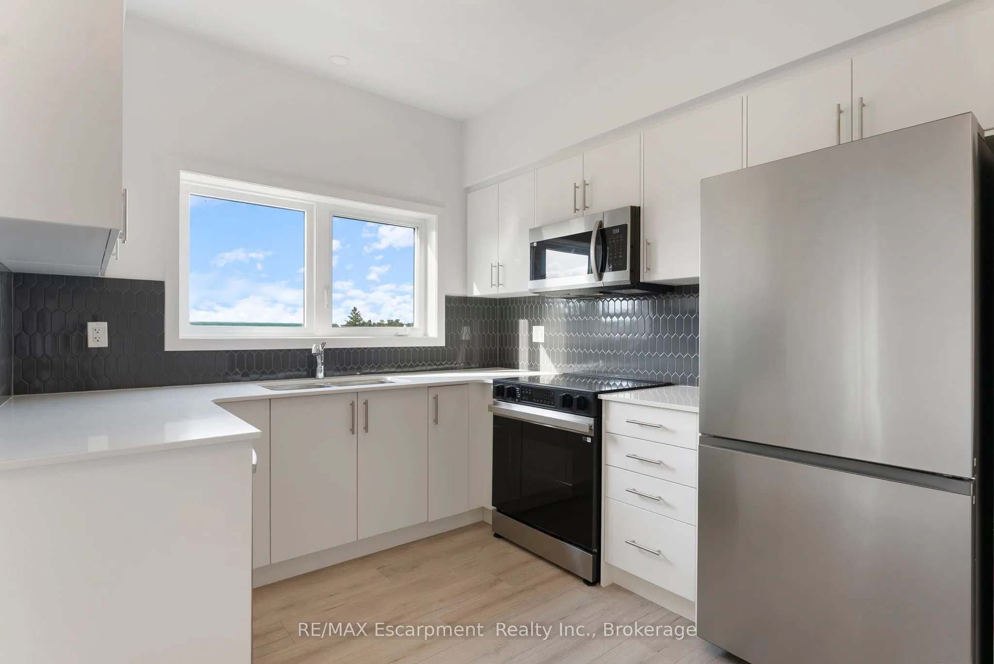 940 St. David Street, #80