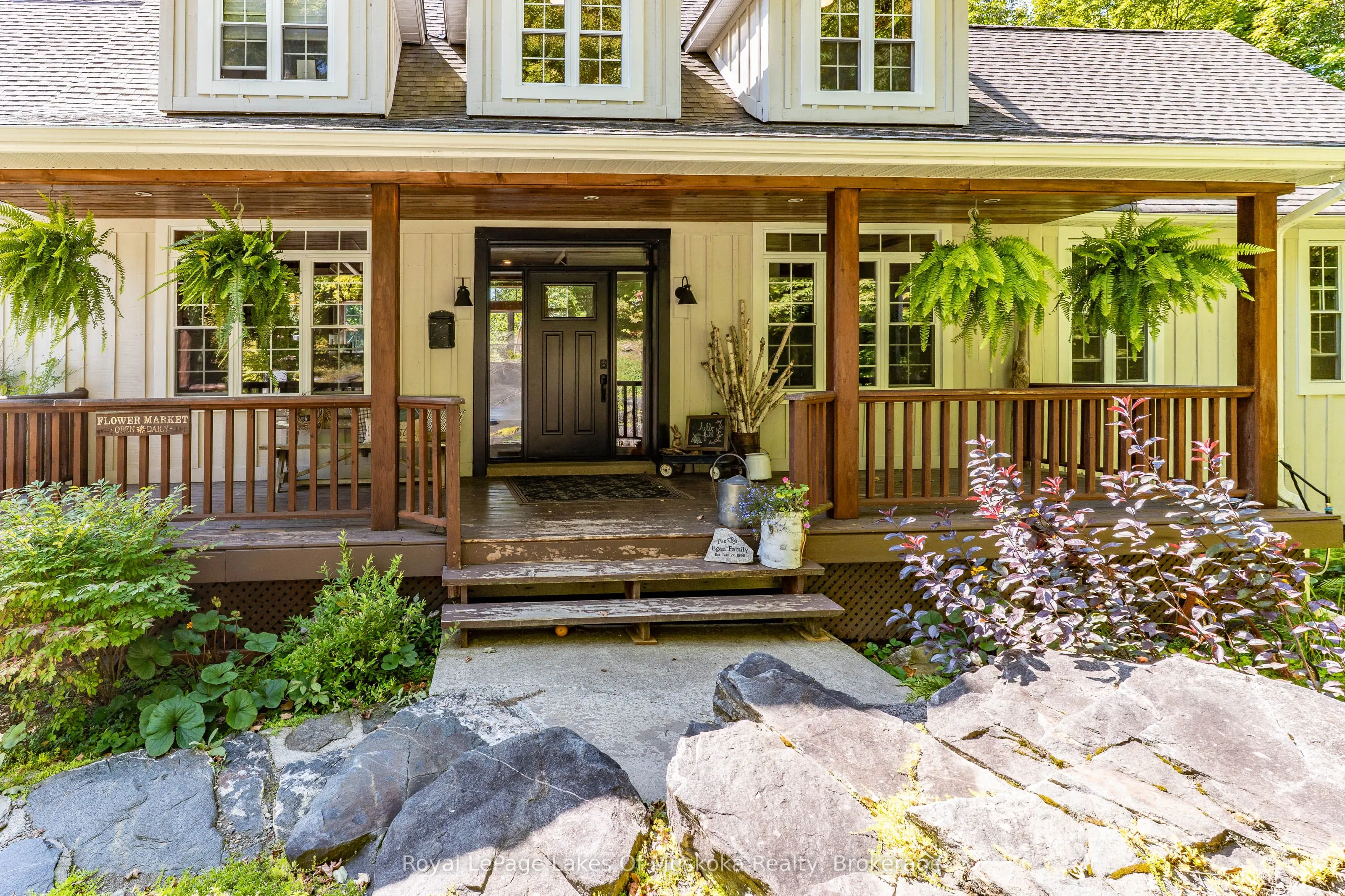 1080 Walkers Glenn Crescent