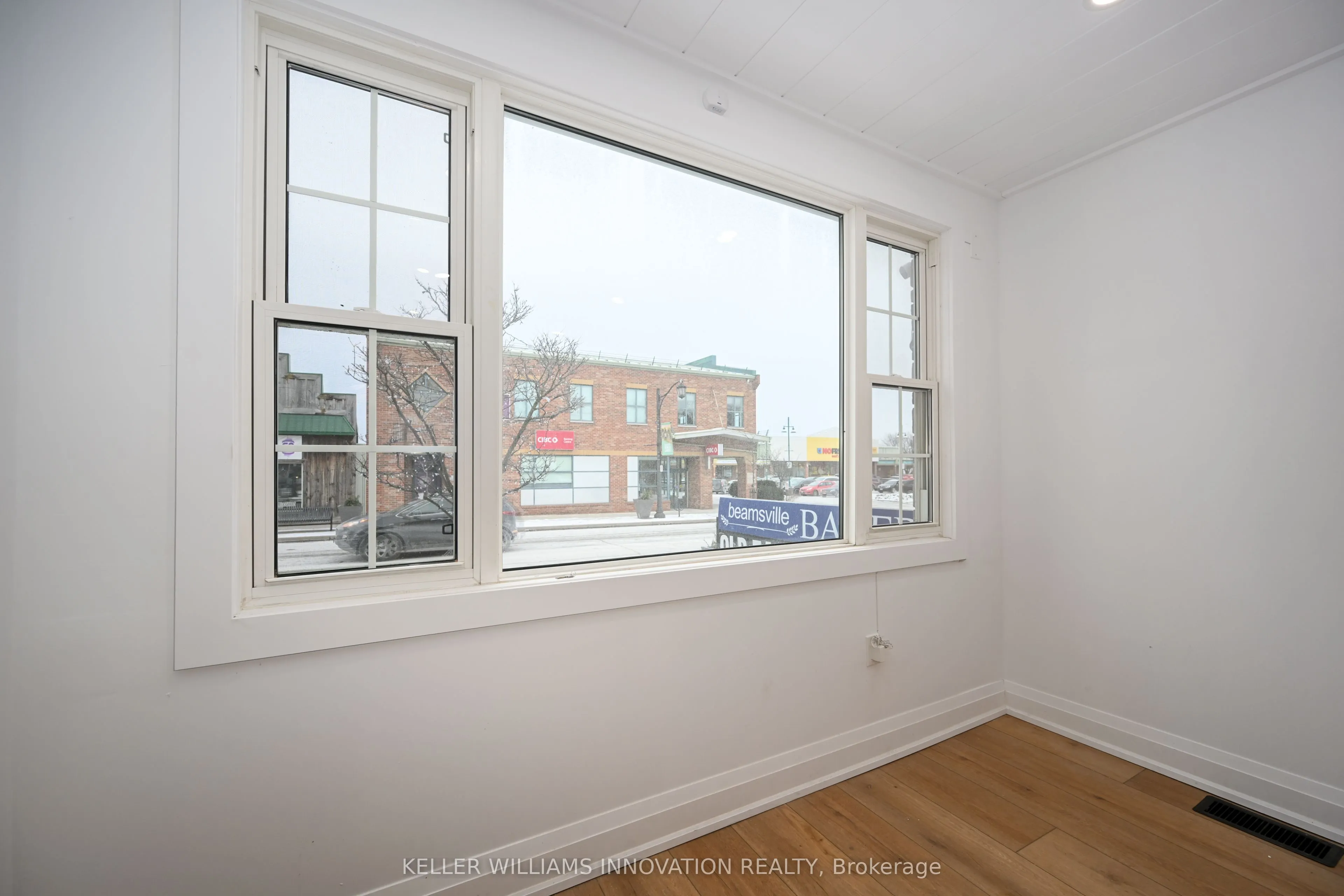 4968 King Street