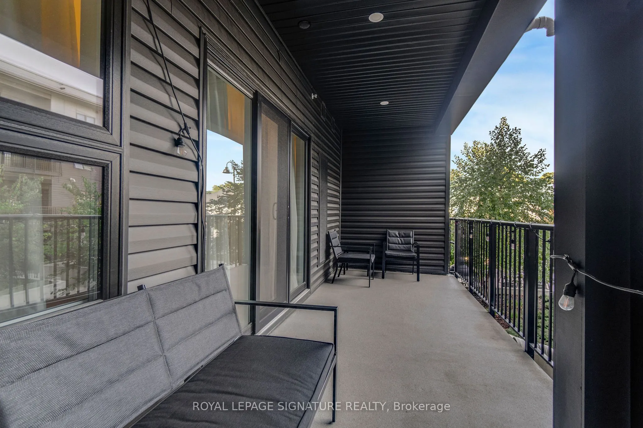 110 Fergus Avenue, #211