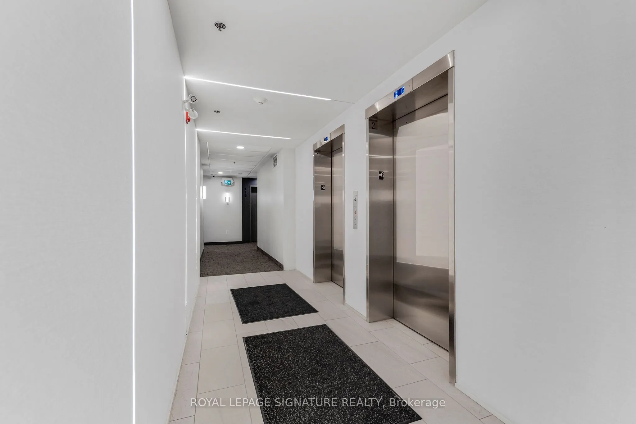 110 Fergus Avenue, #211