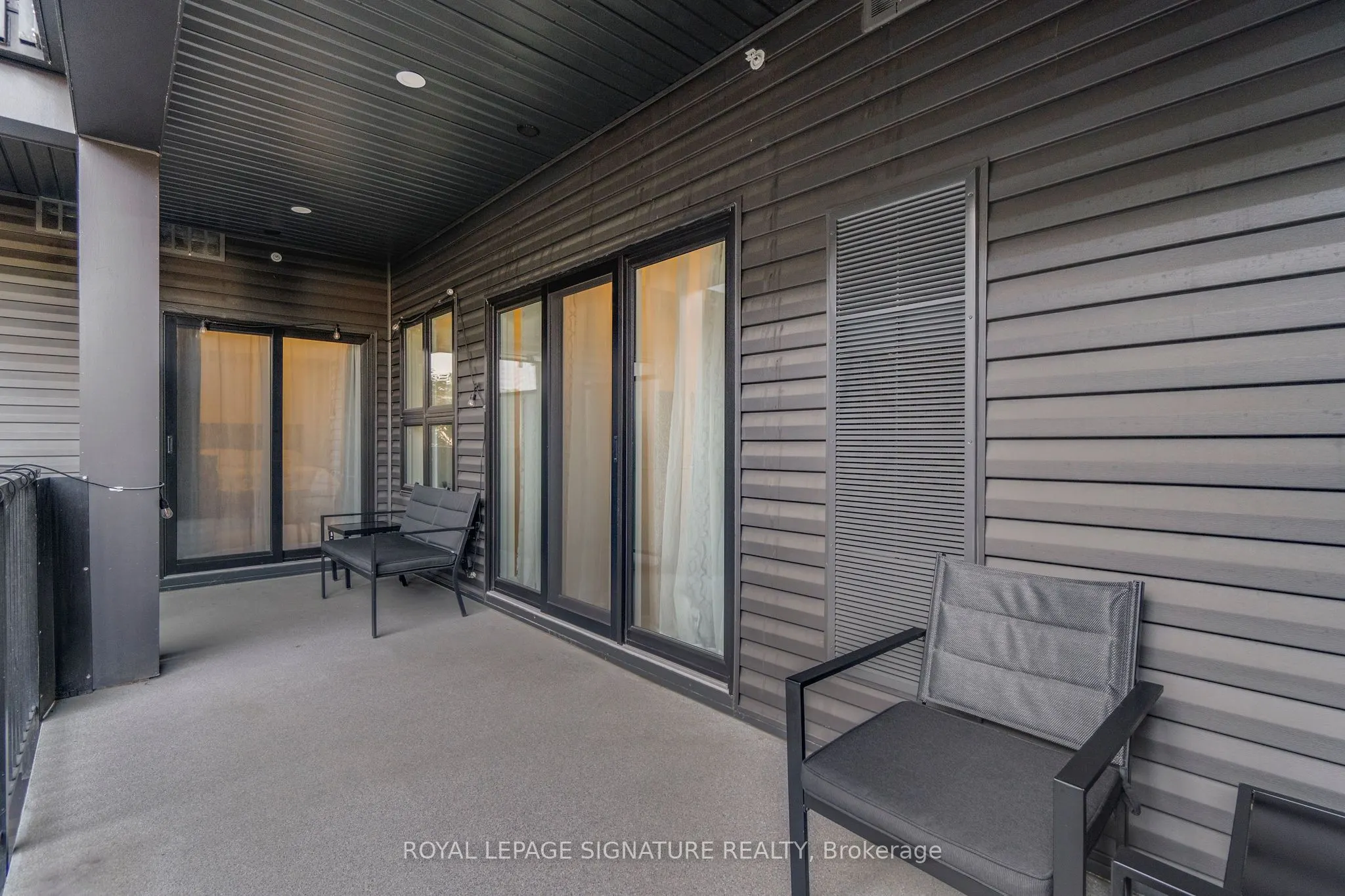 110 Fergus Avenue, #211