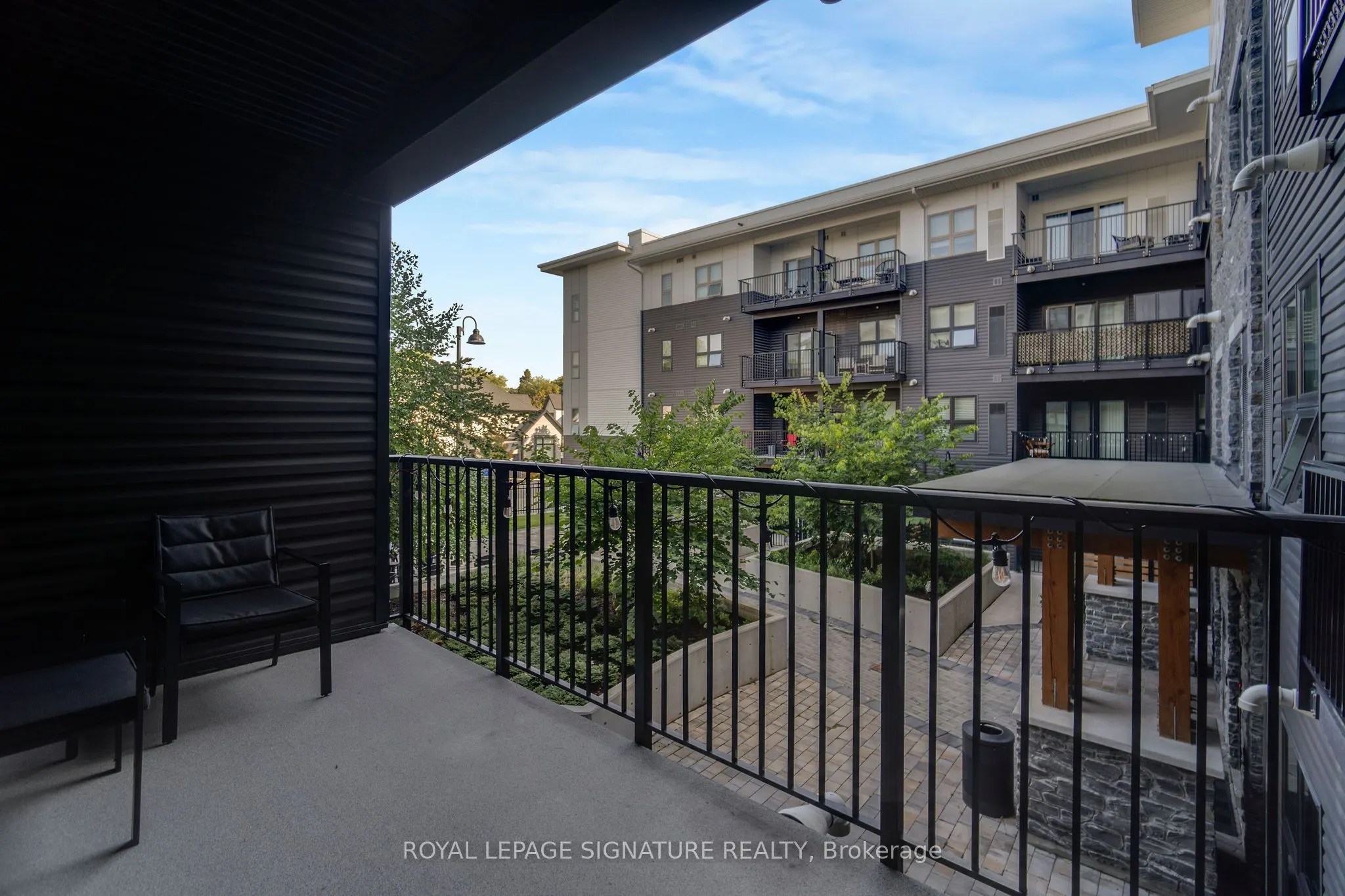 110 Fergus Avenue, #211