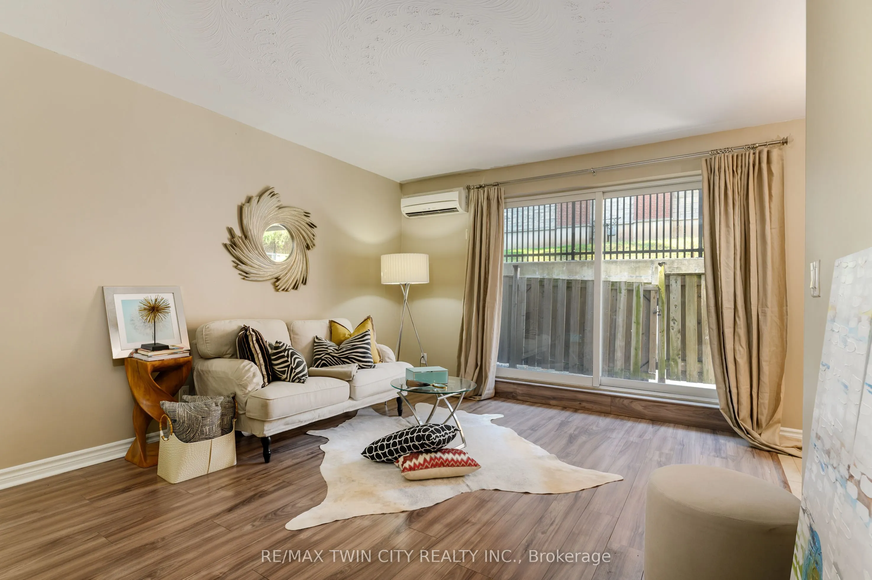 200 Charlton Avenue E, #102