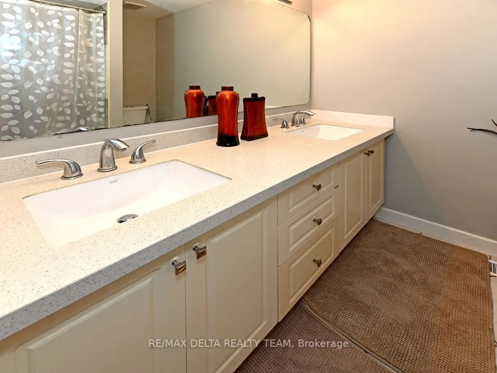 6159 Heritage Park Crescent, #28