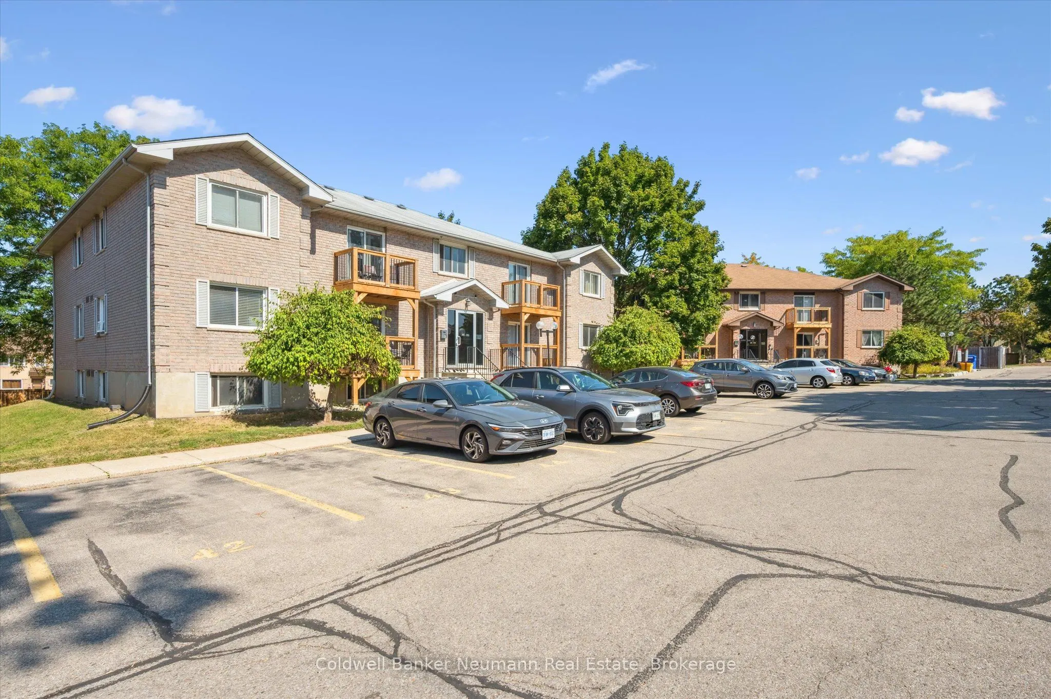 266 Overlea Drive, #204